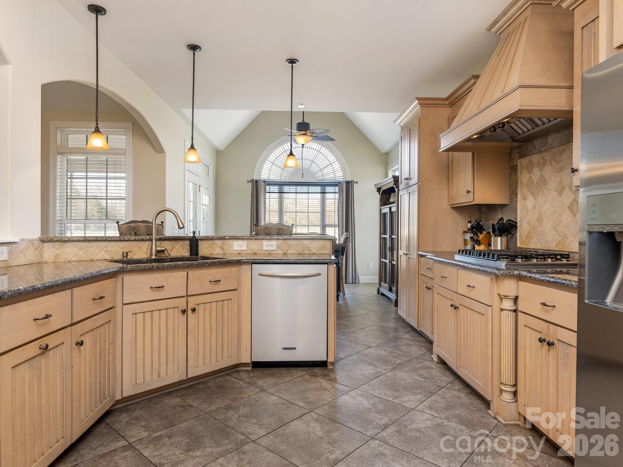 16160 Hopewell Church Road — Midland