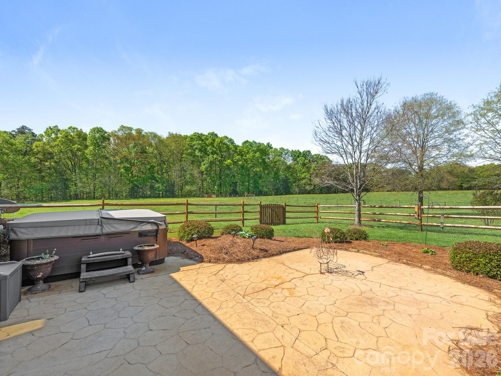 16160 Hopewell Church Road — Midland
