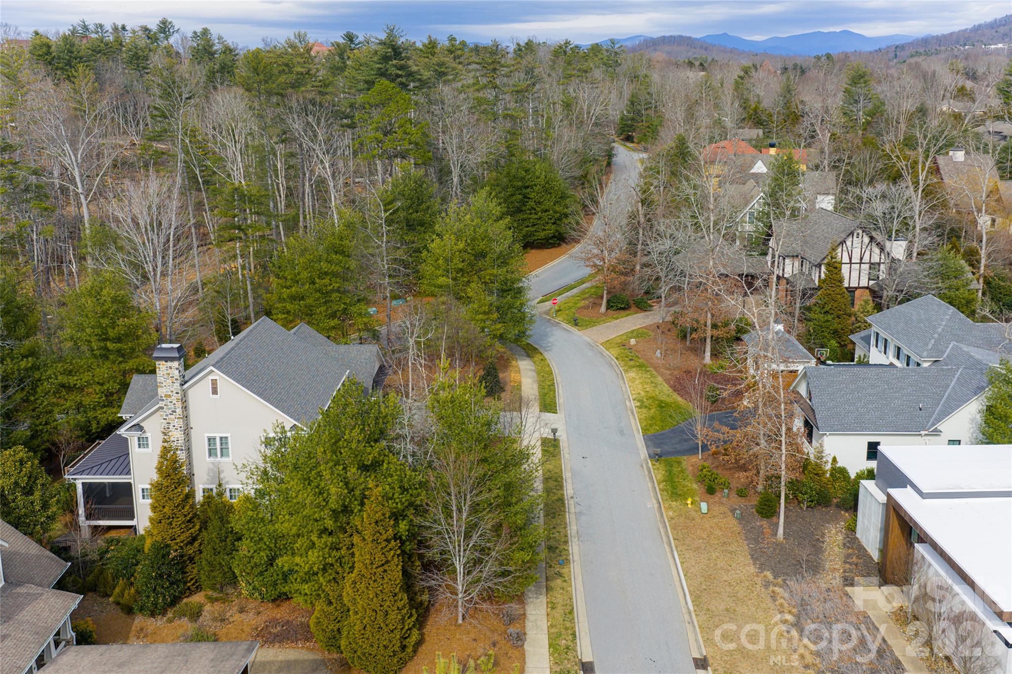 5 Cleftridge Court — Asheville