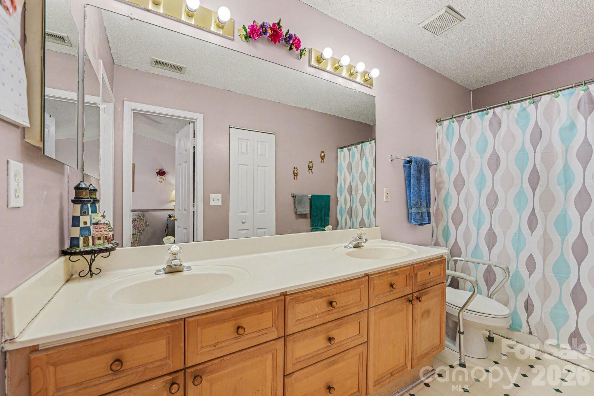 758 Mountainwater Drive — Charlotte