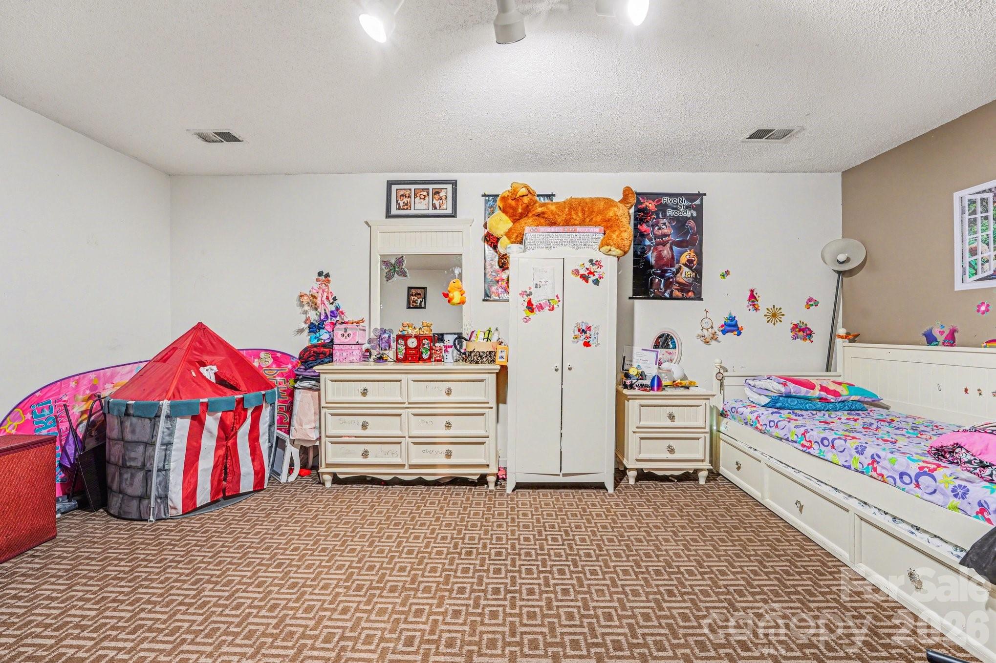 758 Mountainwater Drive — Charlotte
