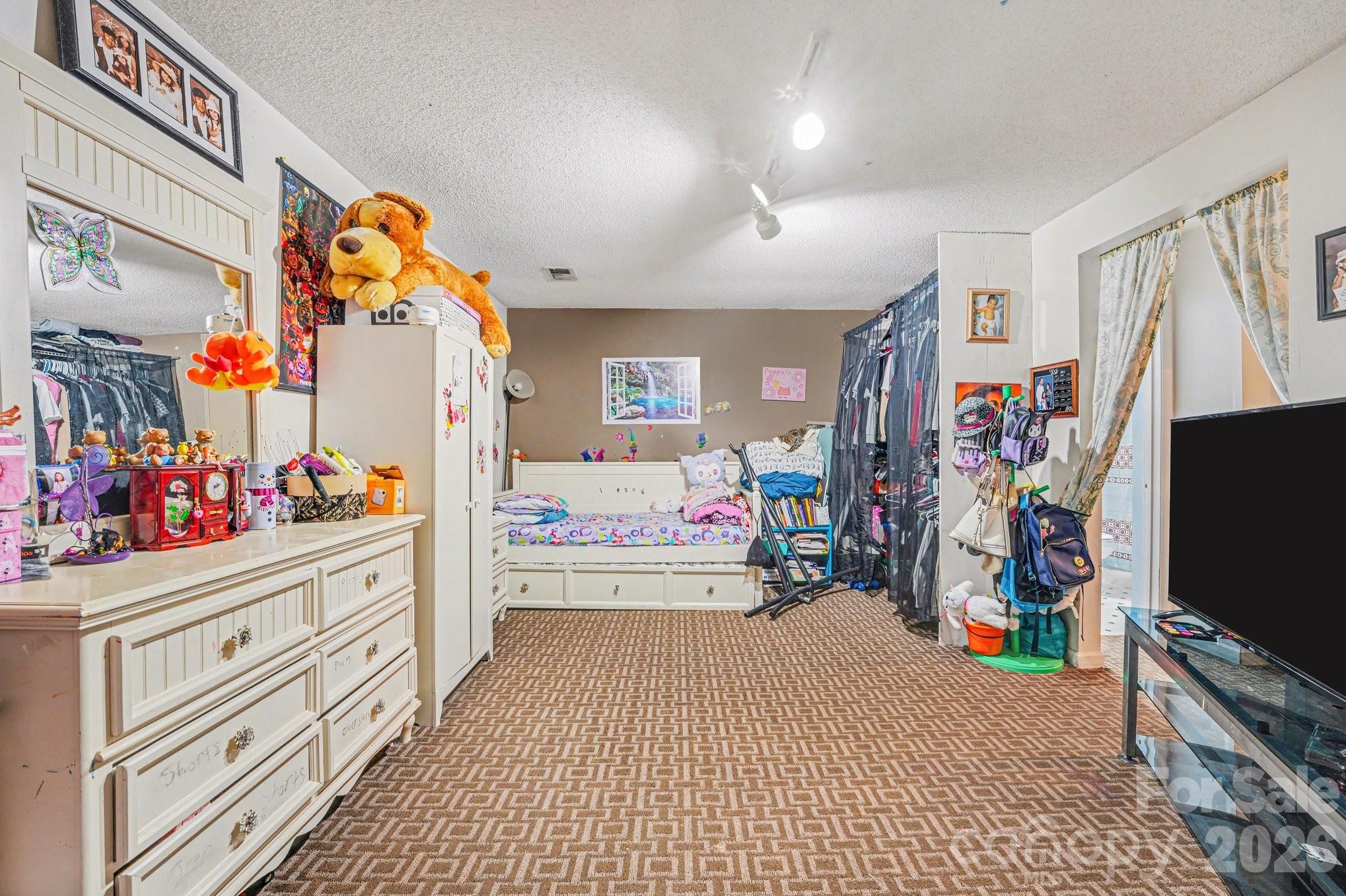 758 Mountainwater Drive — Charlotte