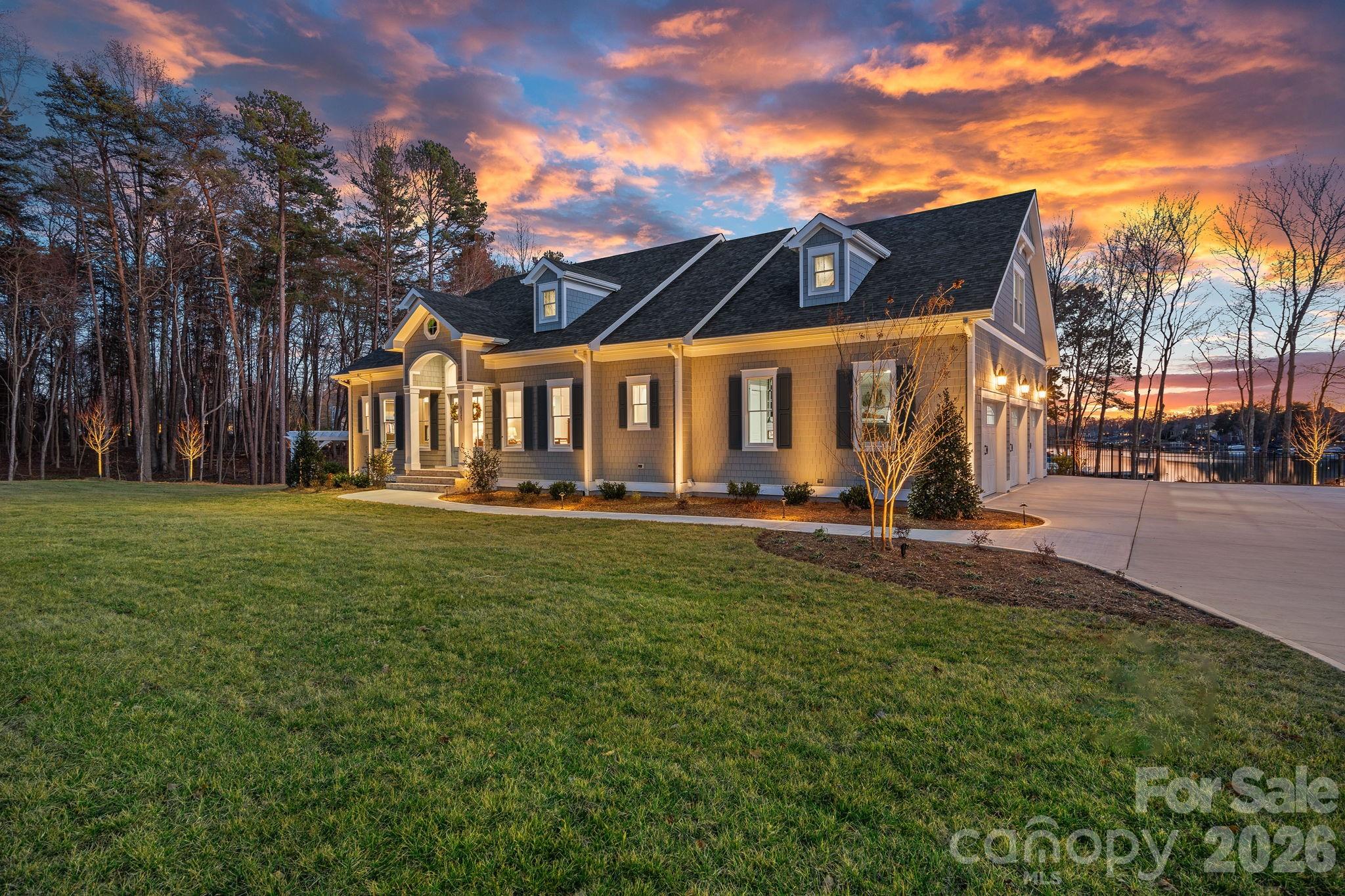 111 Kent Court — Mooresville