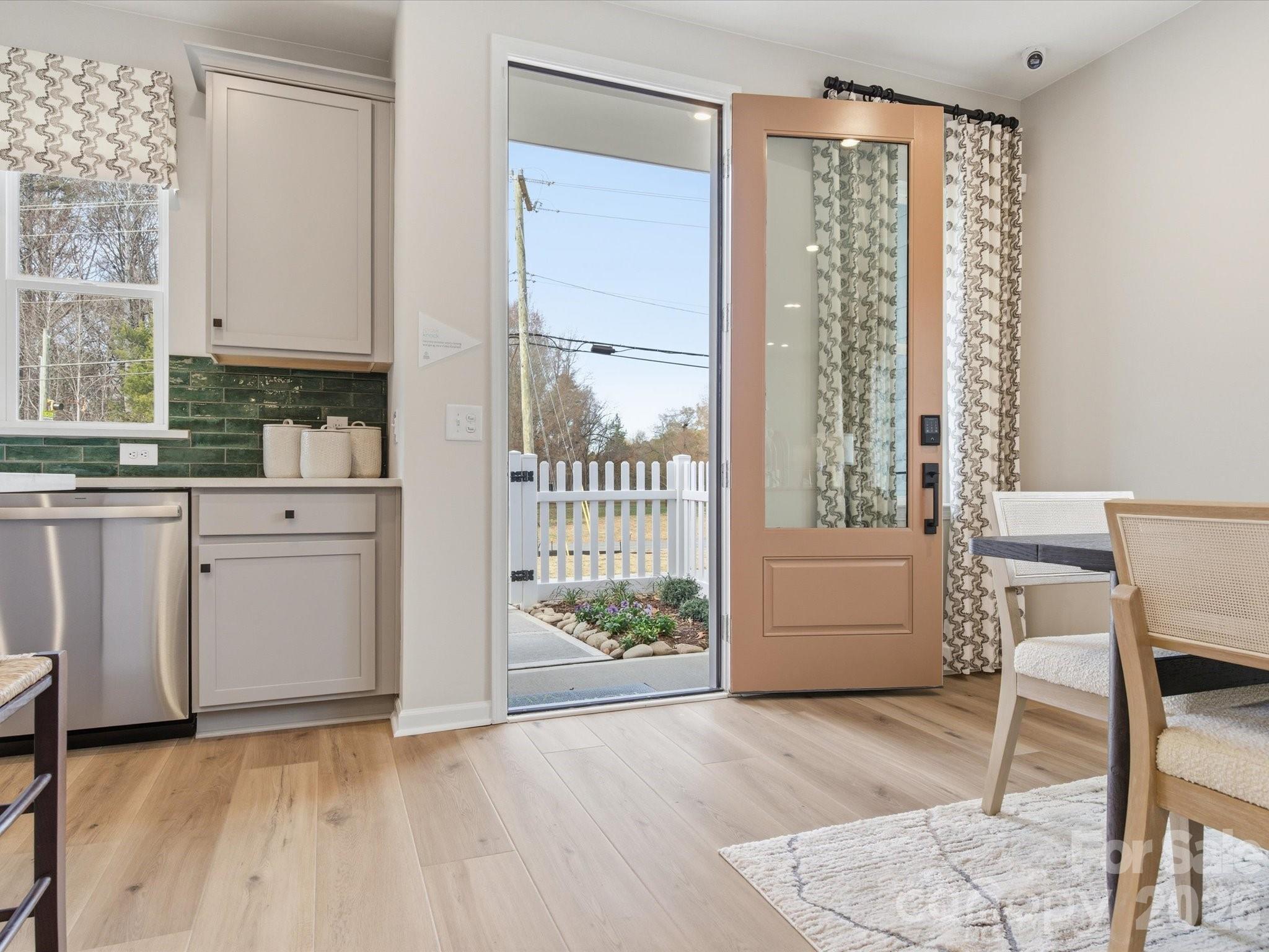 8410 Discovery Lane — Charlotte