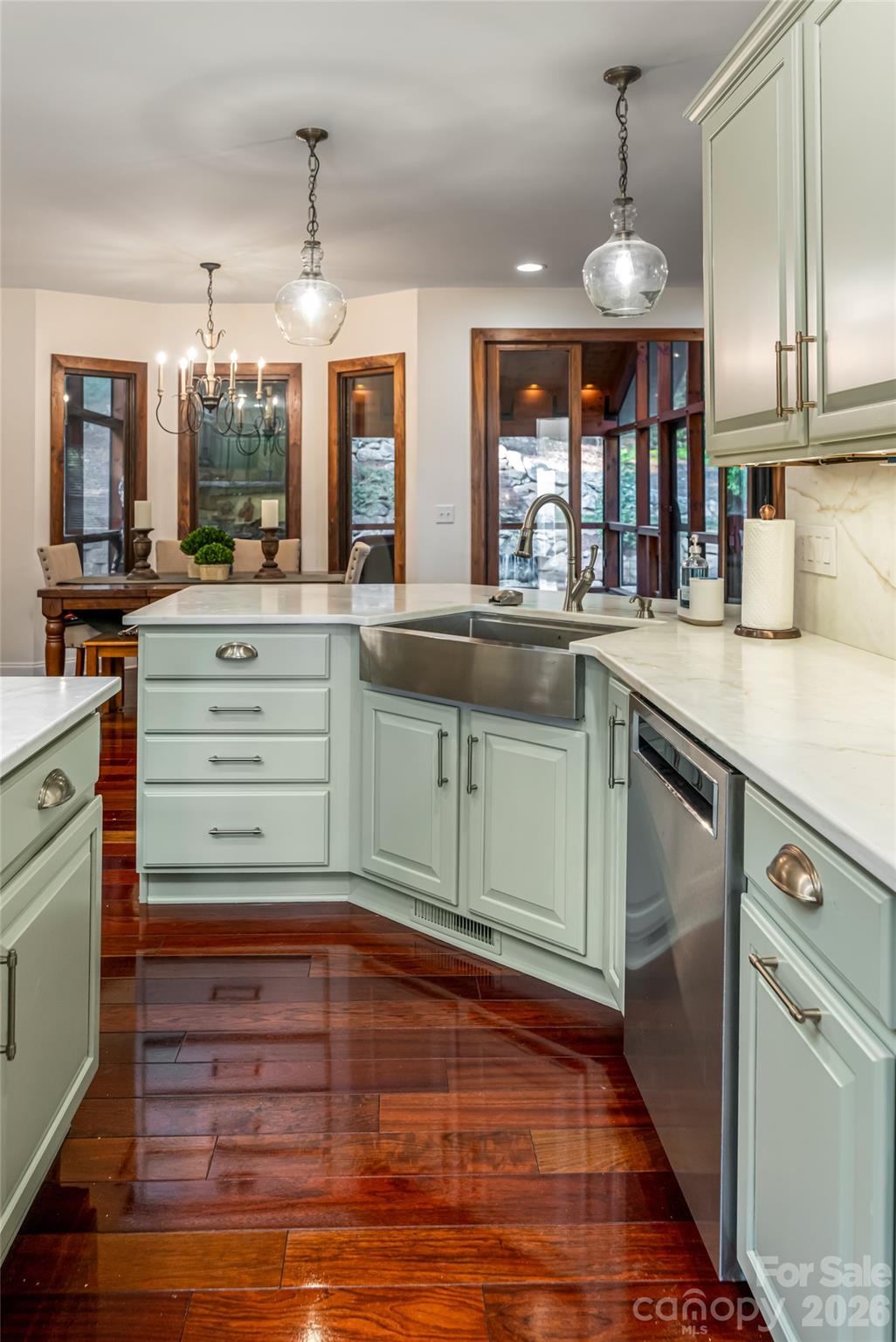 22 Rosebay Lane — Asheville