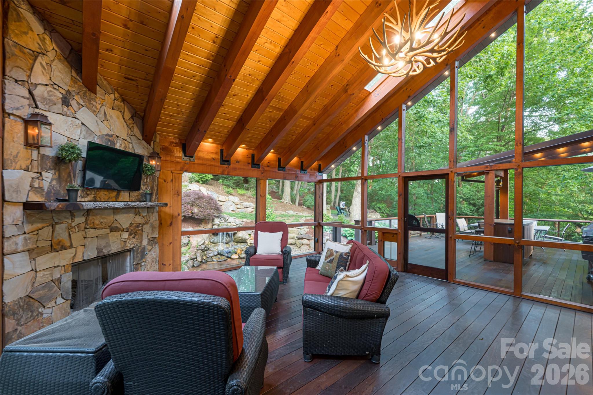22 Rosebay Lane — Asheville