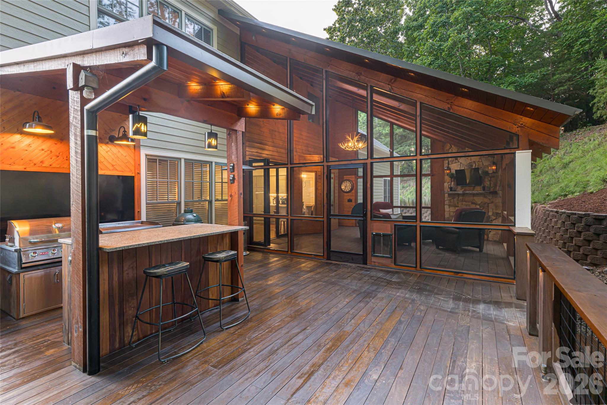 22 Rosebay Lane — Asheville