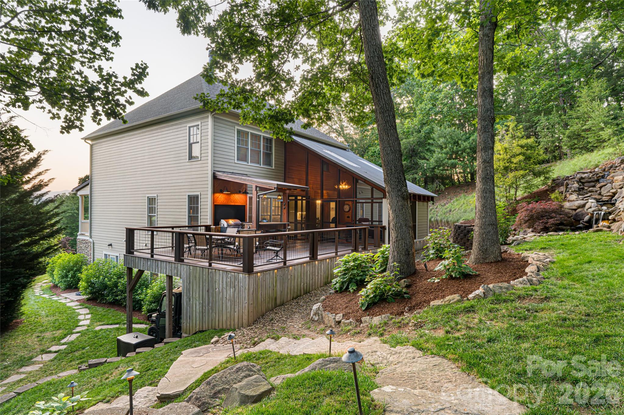 22 Rosebay Lane — Asheville
