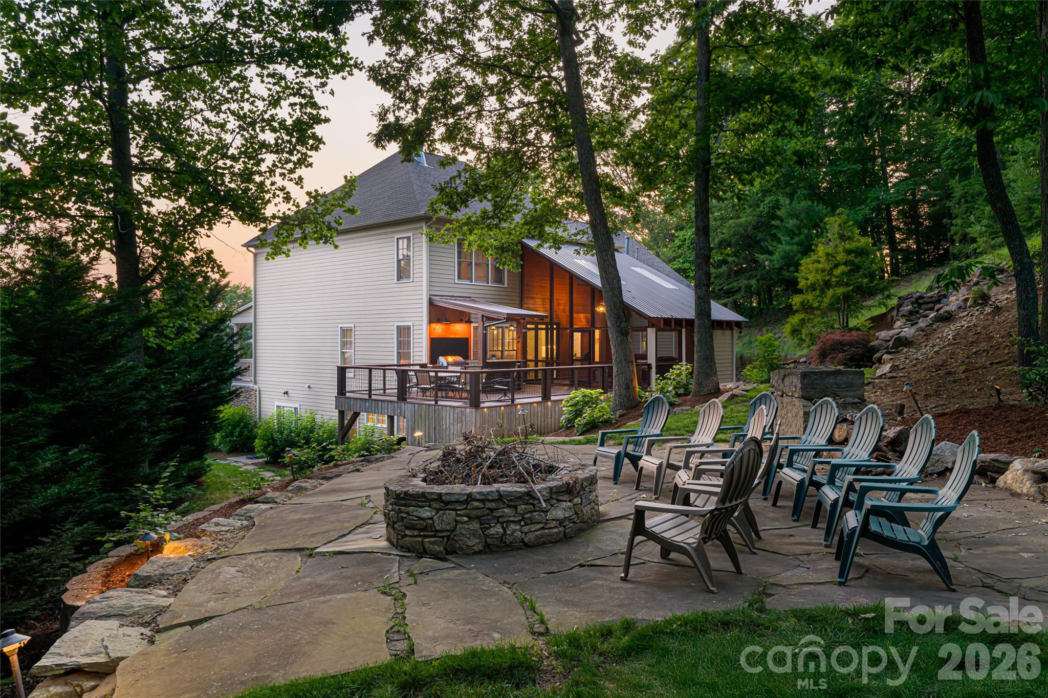 22 Rosebay Lane — Asheville