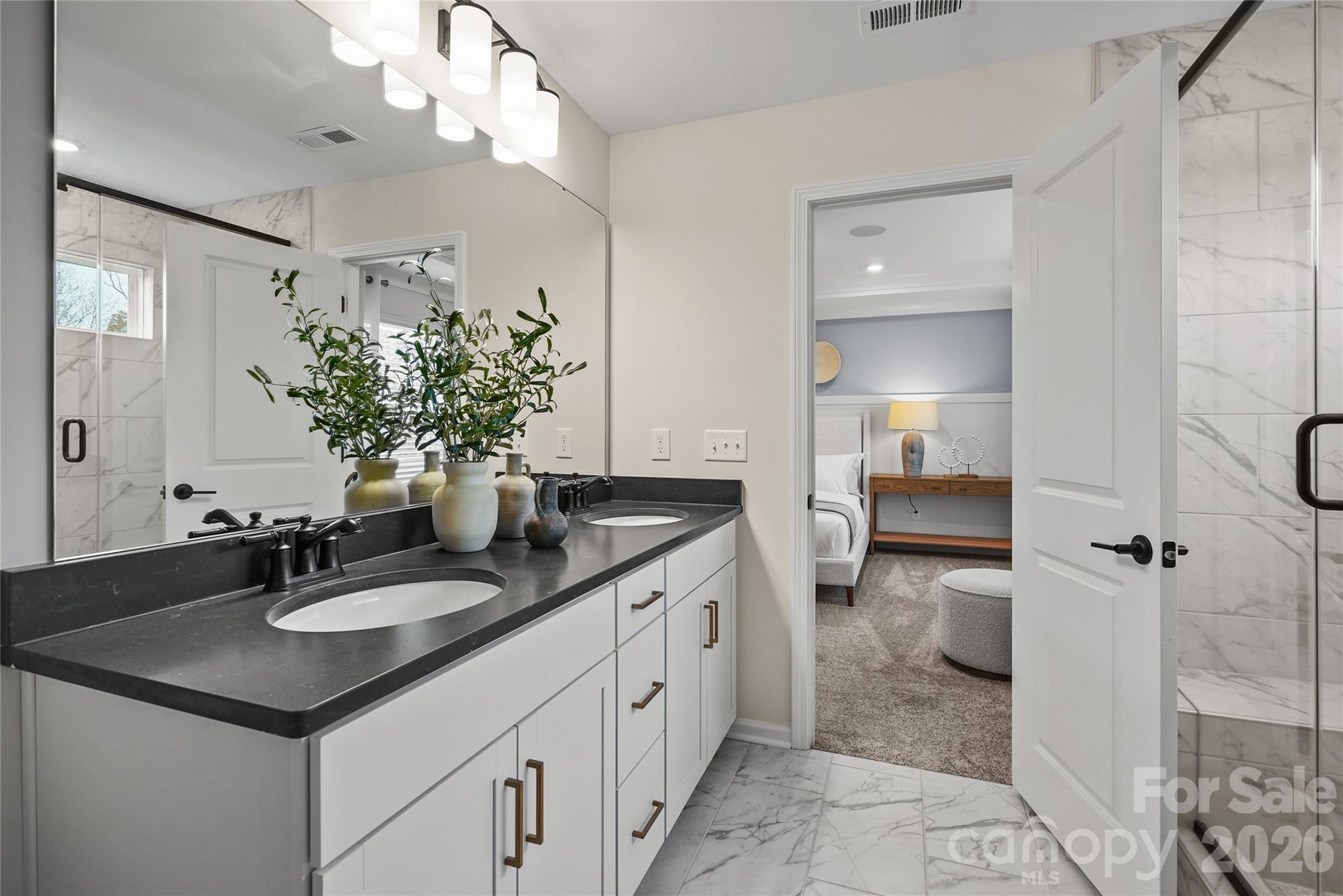 2149 Riverbend Avenue — Monroe