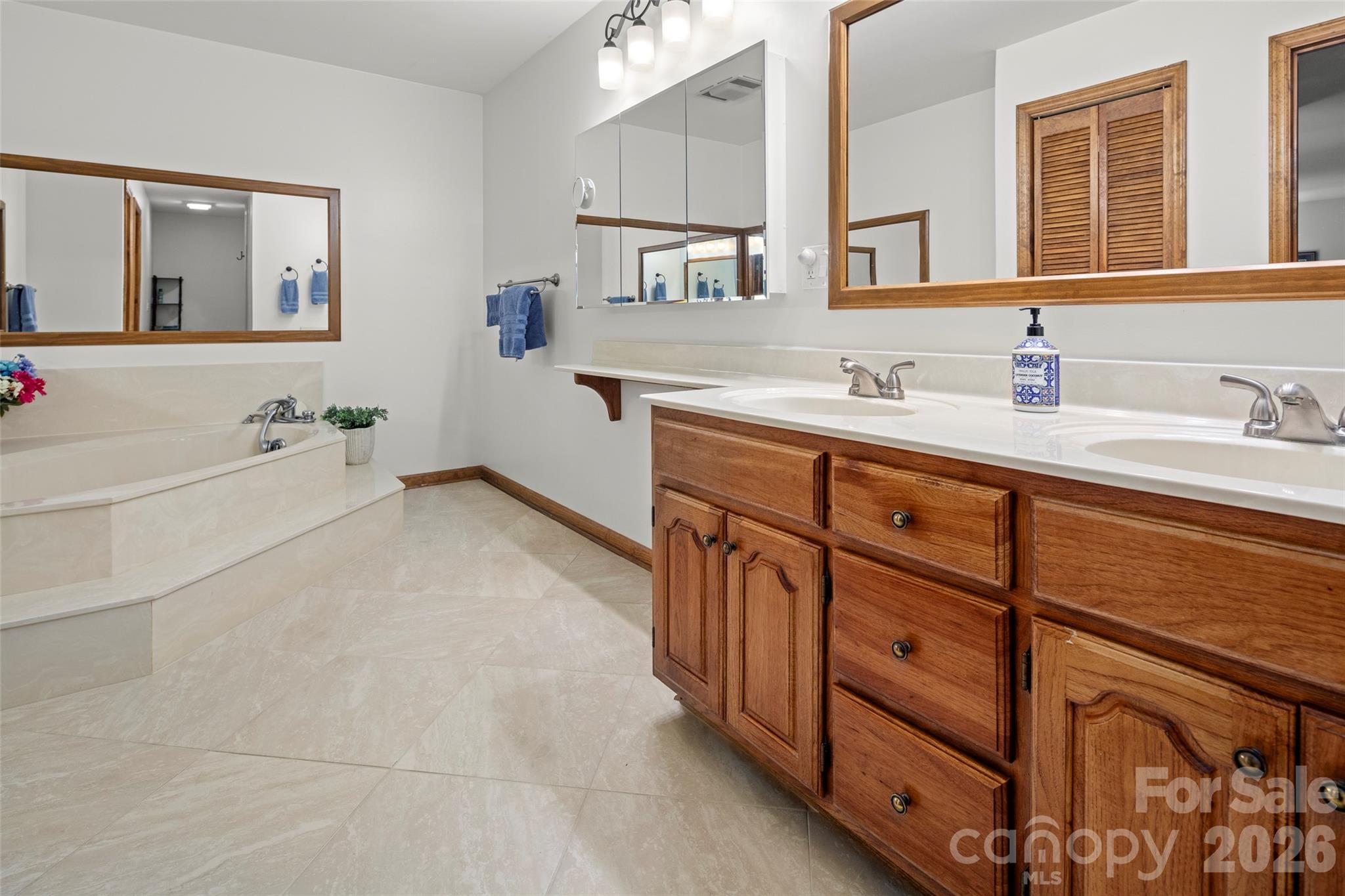 119 Rome Court — Lake Lure