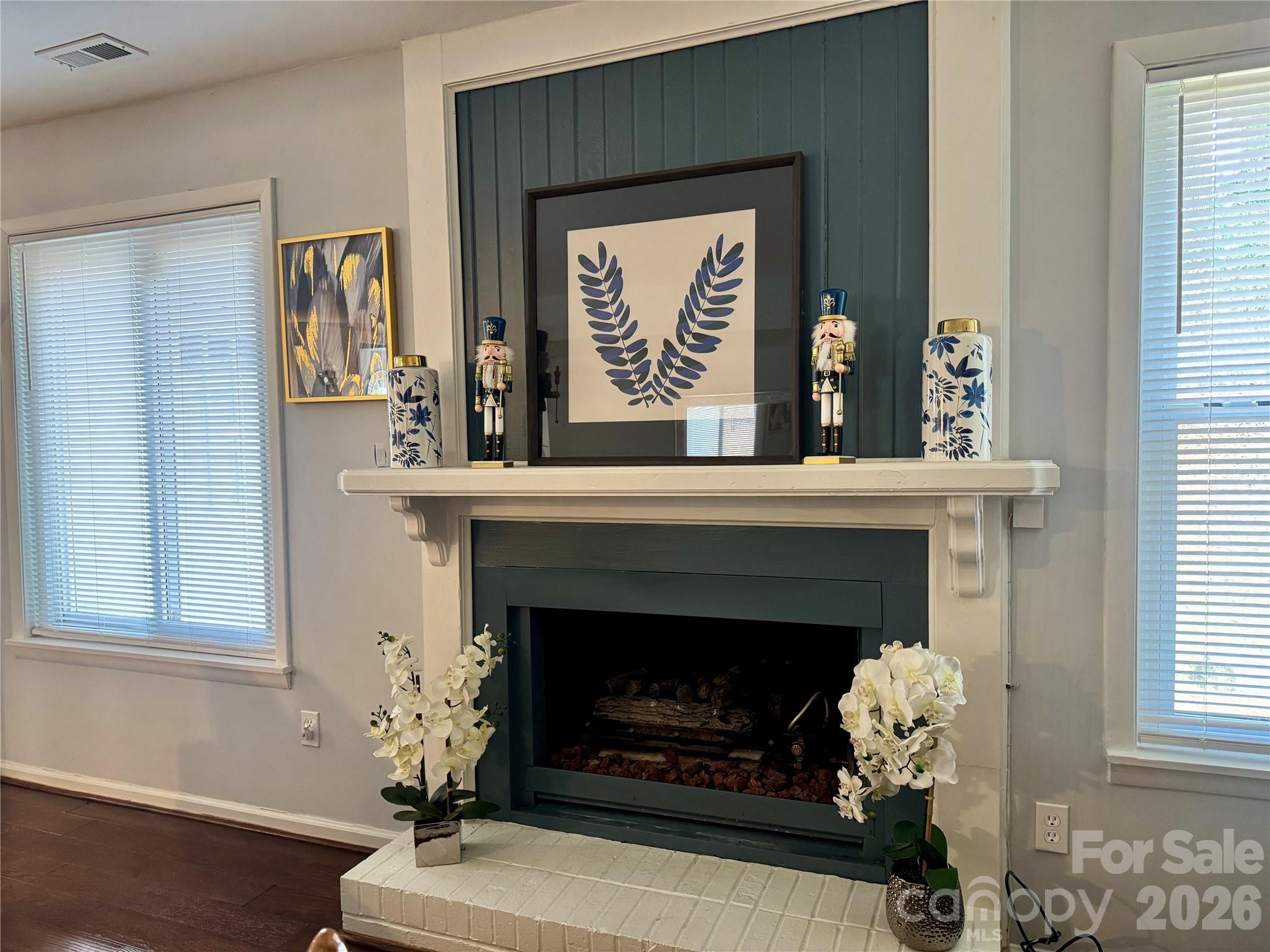 8407 Cricket Lake Drive — Charlotte
