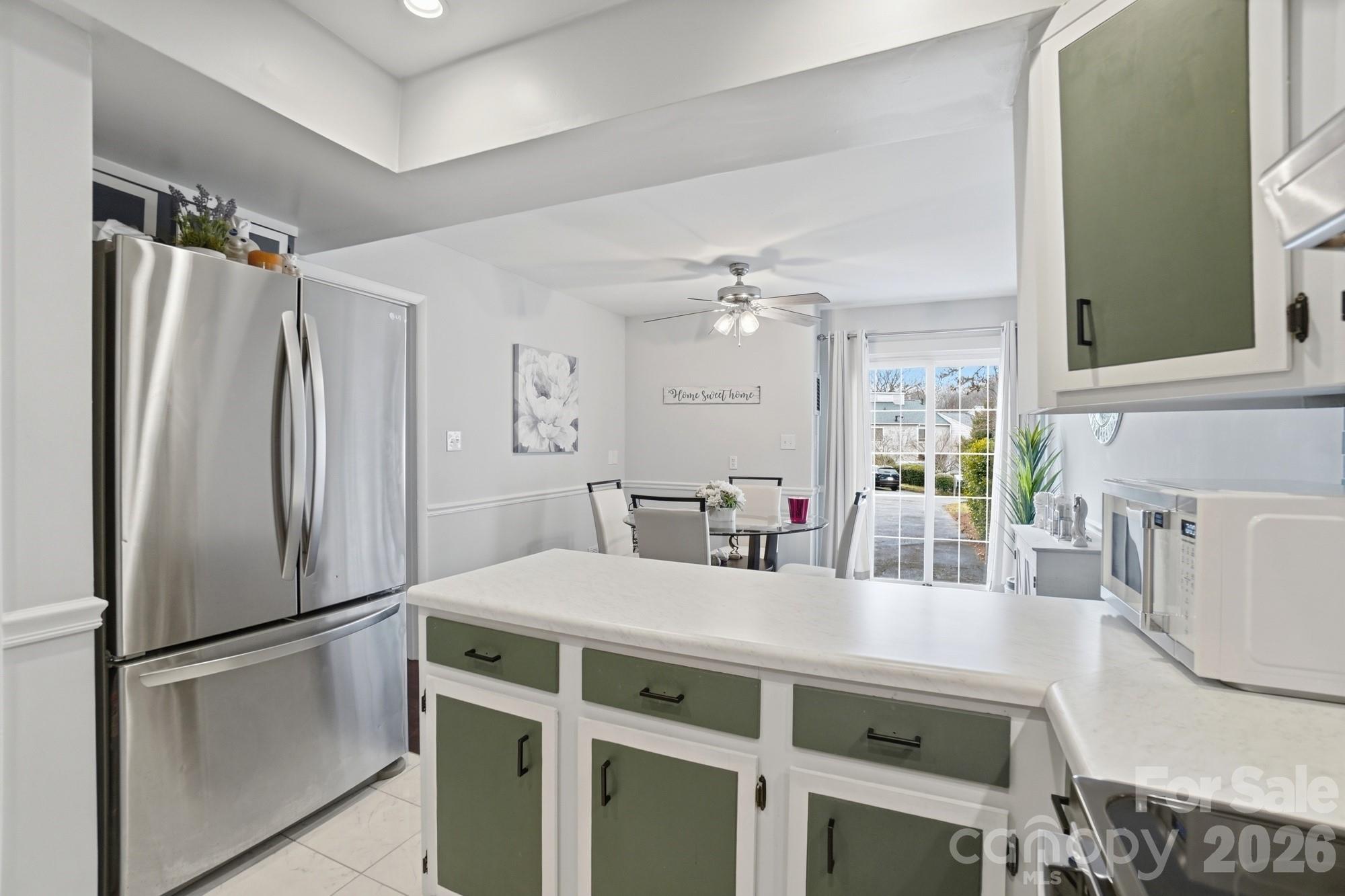 8407 Cricket Lake Drive — Charlotte