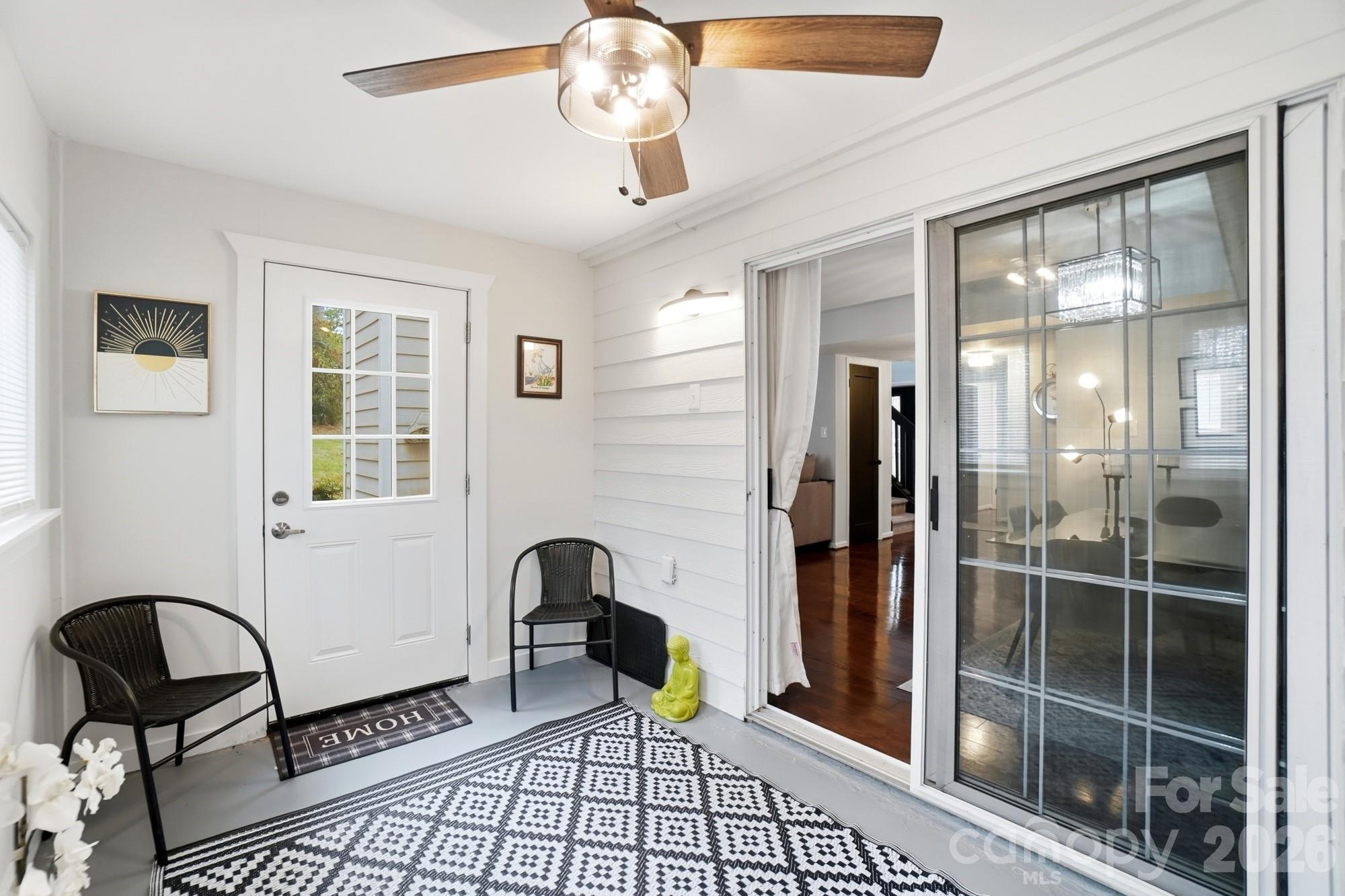 8407 Cricket Lake Drive — Charlotte