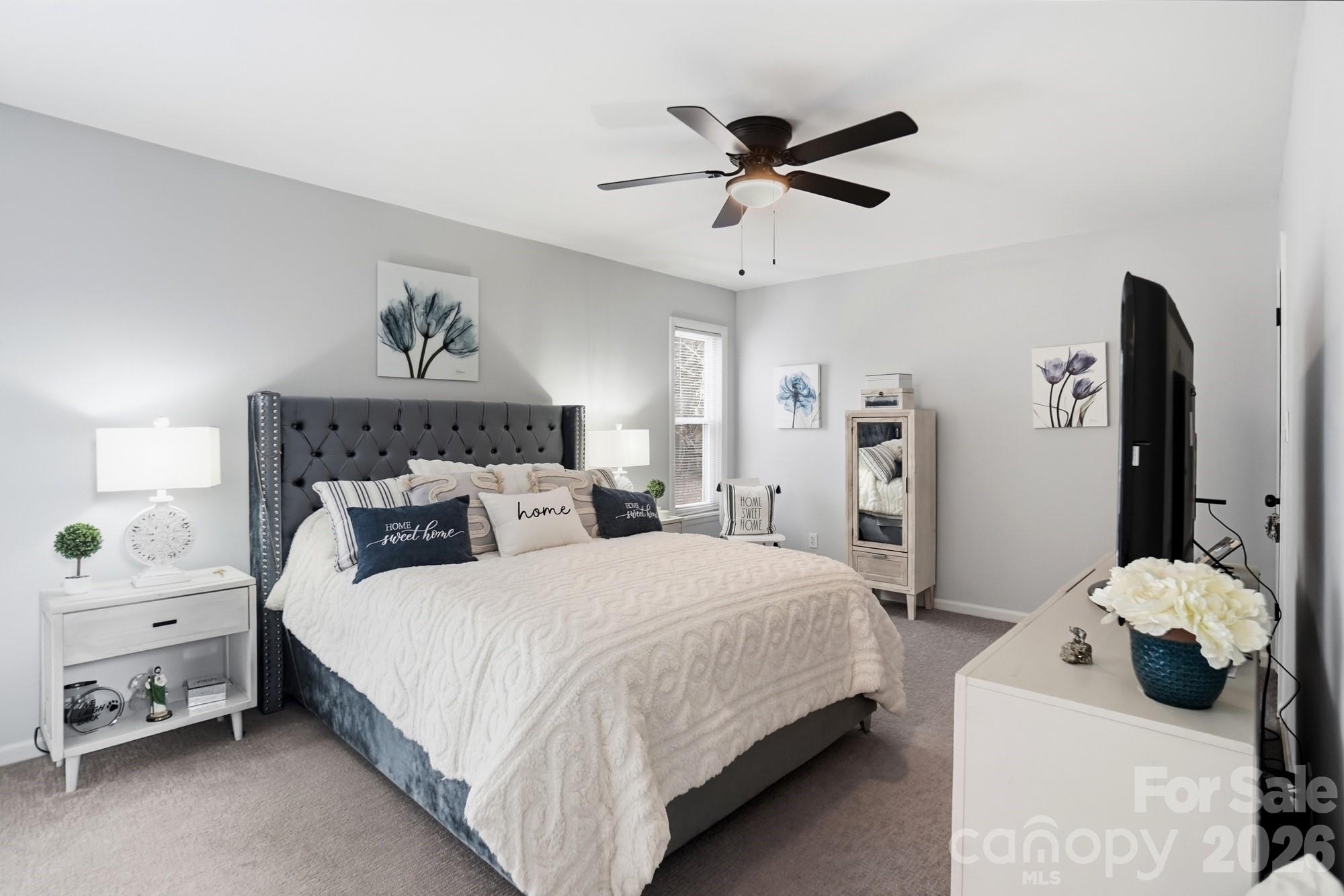 8407 Cricket Lake Drive — Charlotte