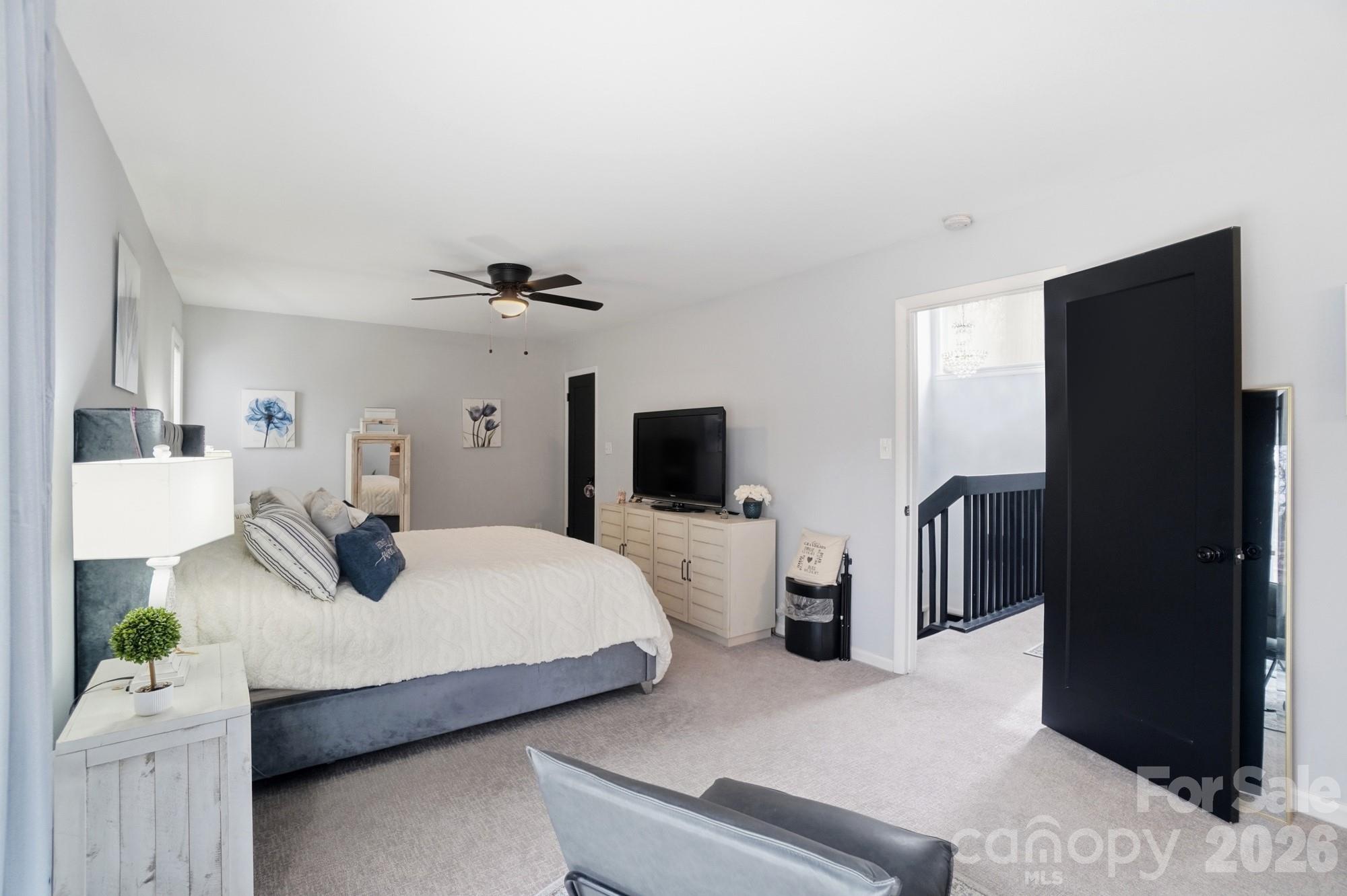 8407 Cricket Lake Drive — Charlotte