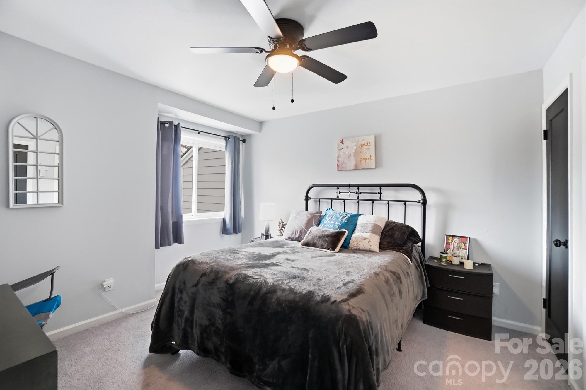 8407 Cricket Lake Drive — Charlotte