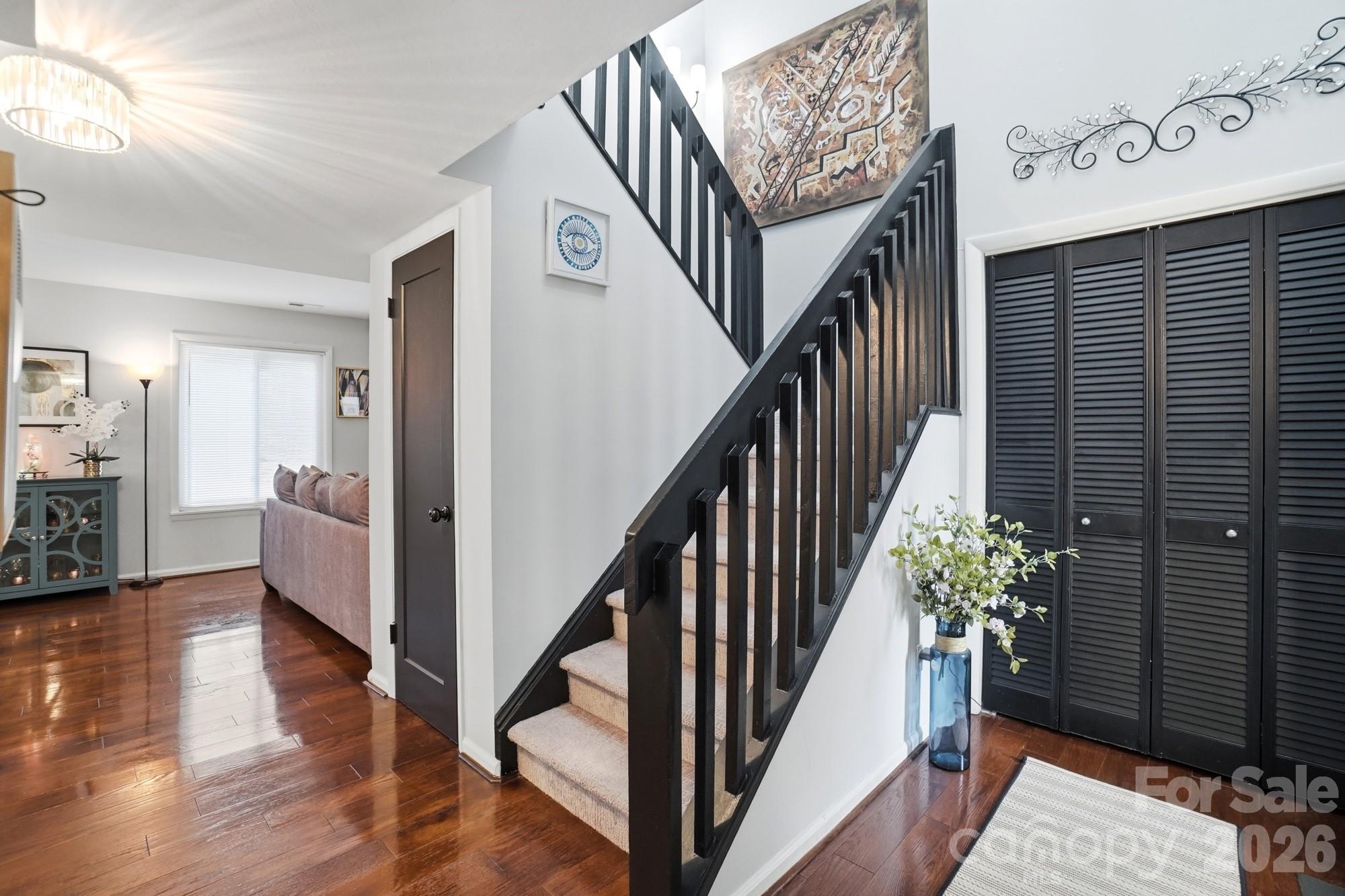 8407 Cricket Lake Drive — Charlotte