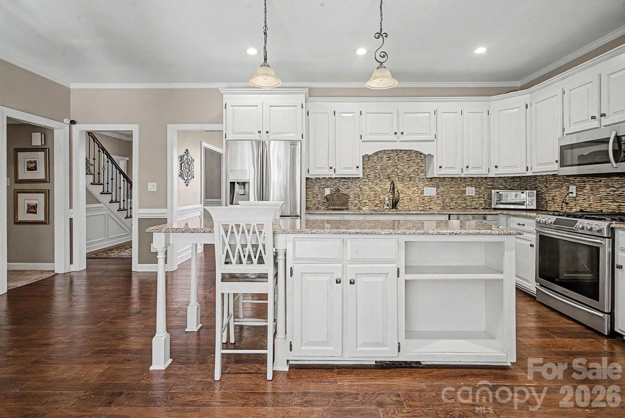 25 Blenheim Court NE — Concord