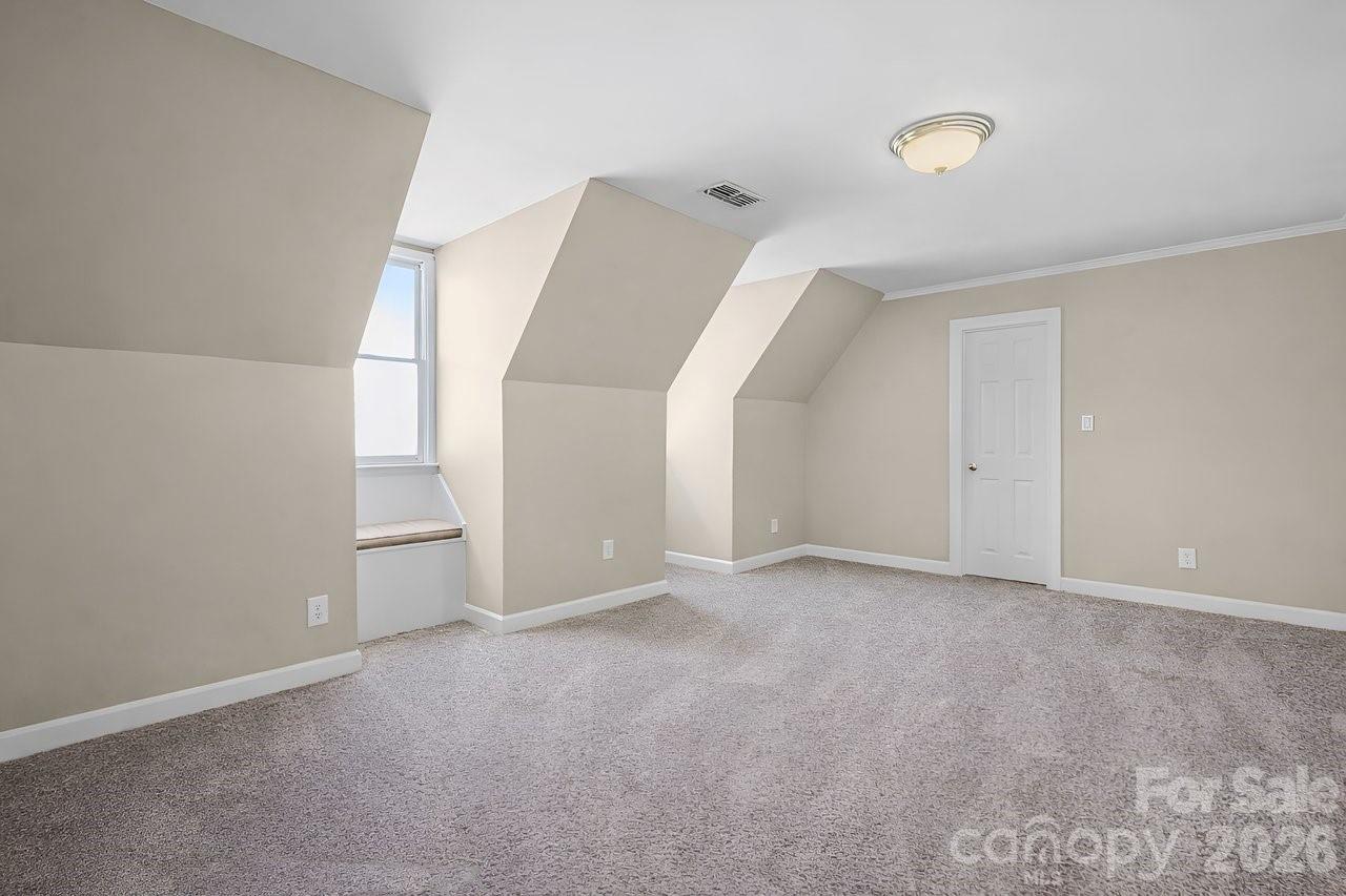25 Blenheim Court NE — Concord