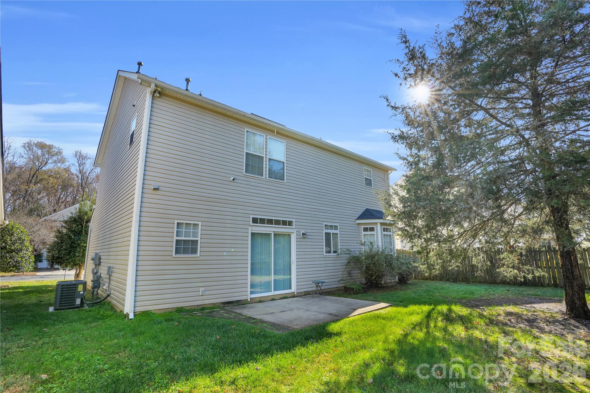 5815 Waverly Lynn Lane — Charlotte