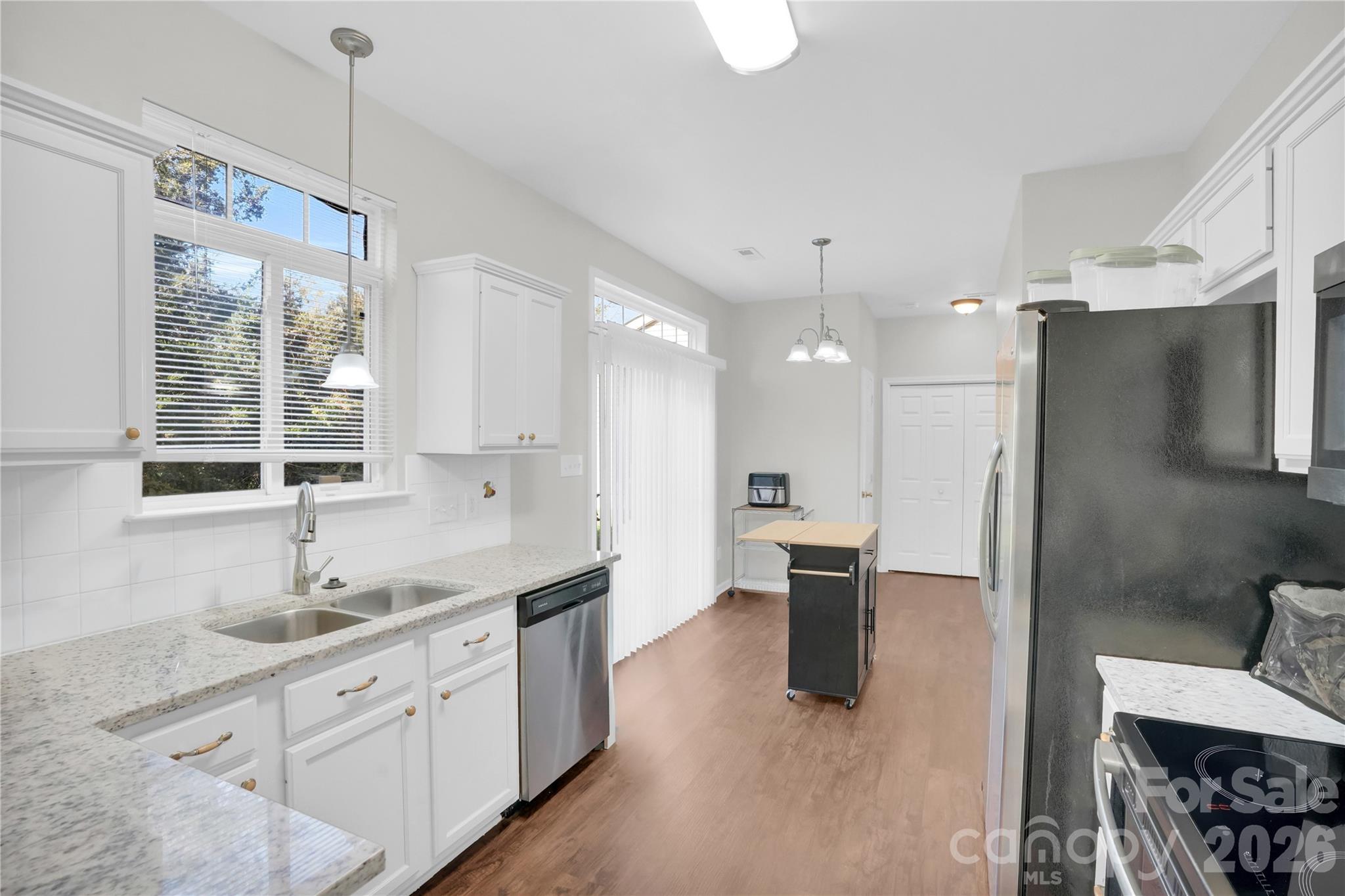 5815 Waverly Lynn Lane — Charlotte