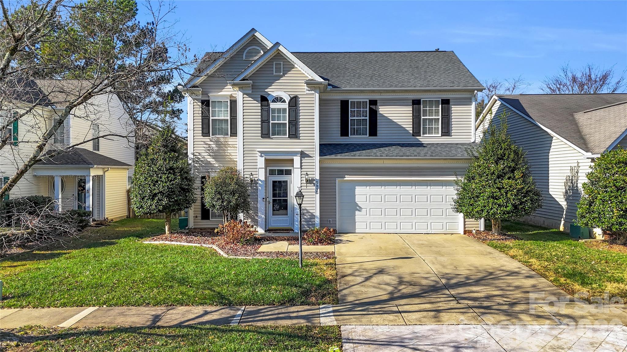 5815 Waverly Lynn Lane — Charlotte