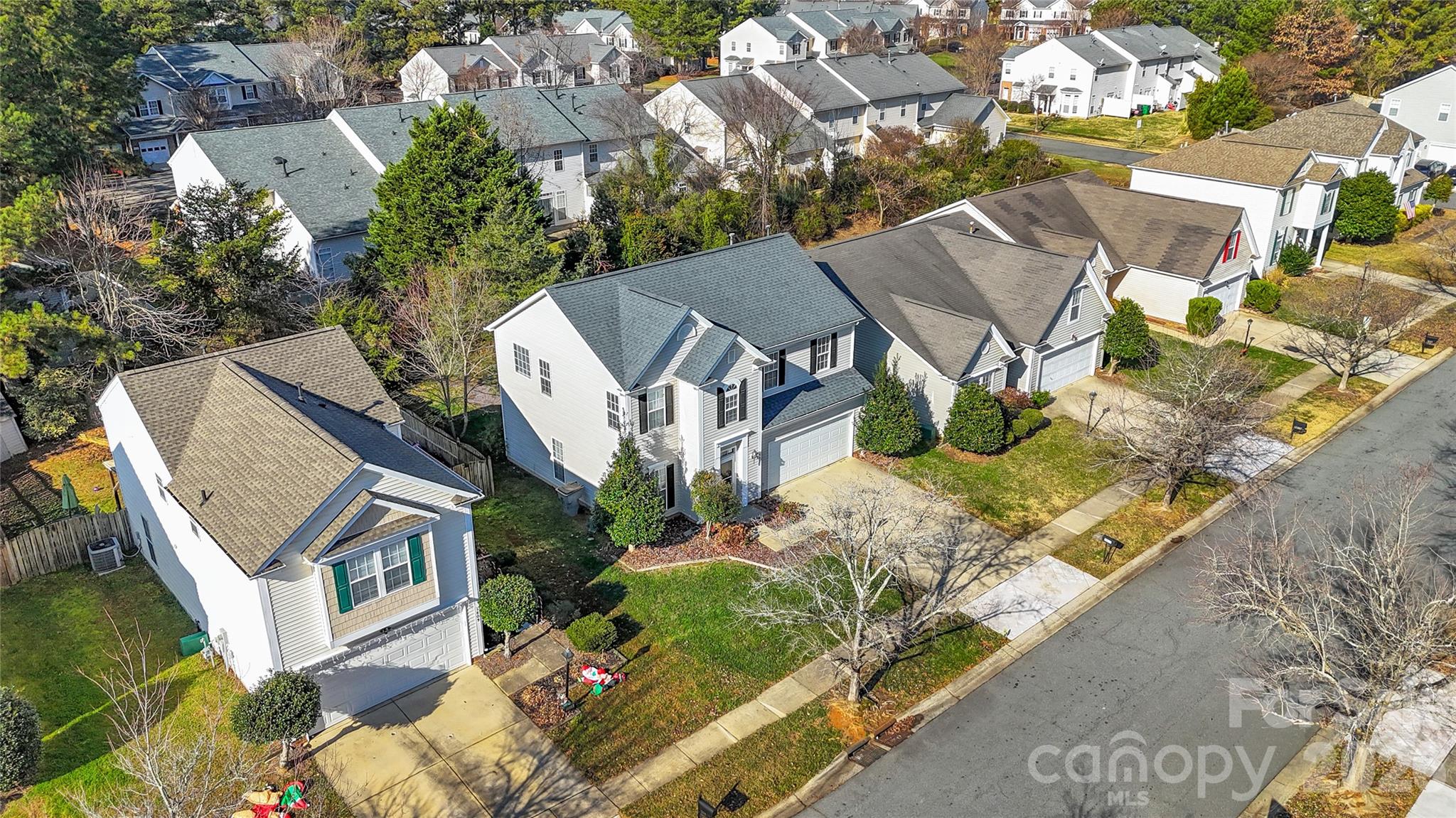 5815 Waverly Lynn Lane — Charlotte