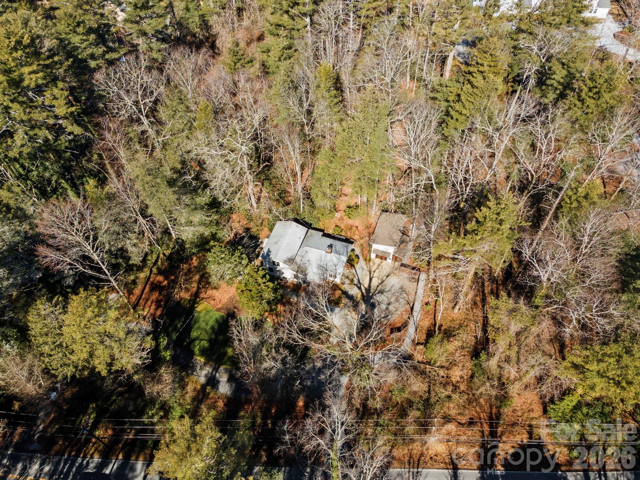 2525 Kanuga Road — Hendersonville