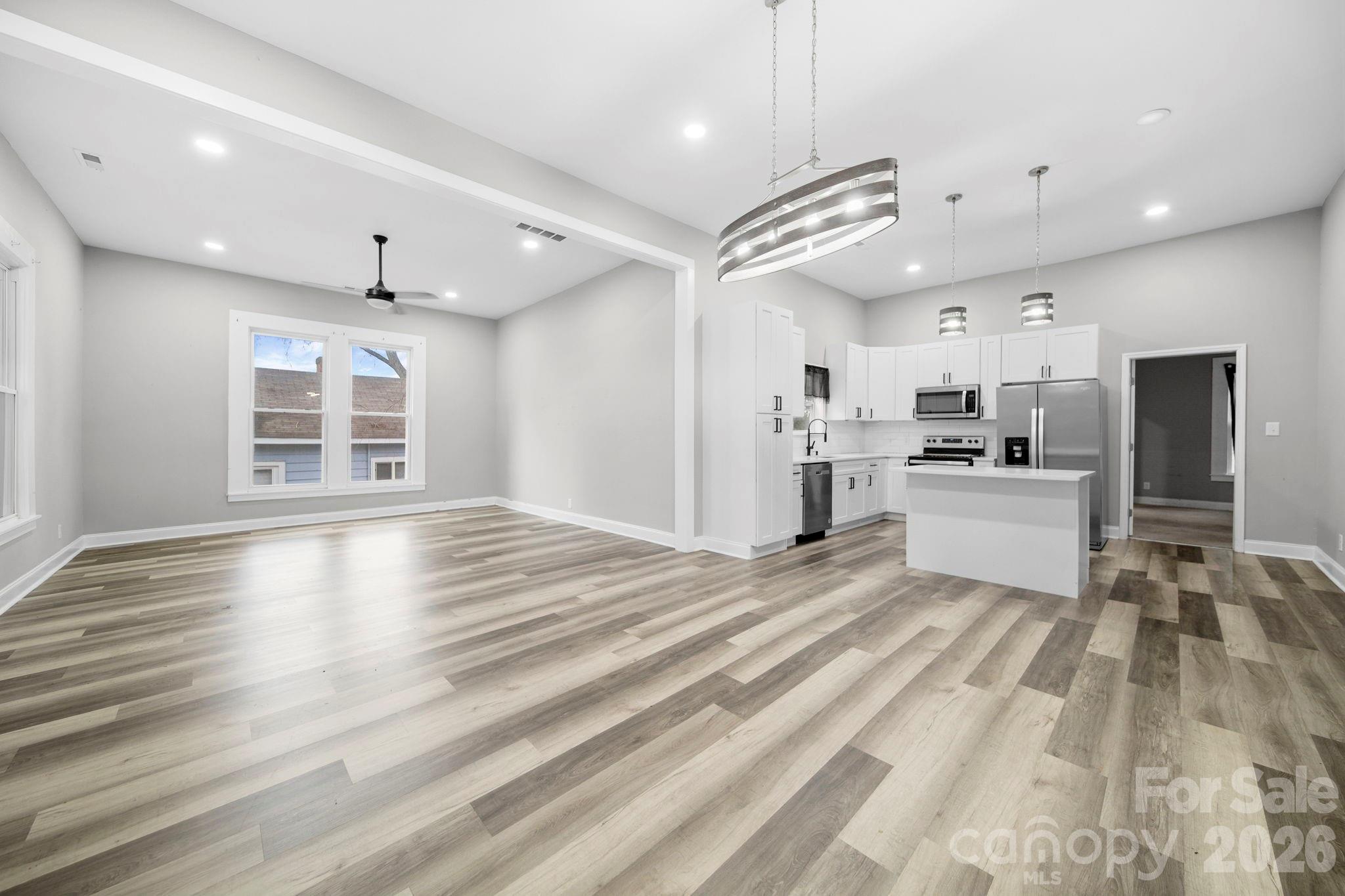 136 E Lacy Street — Chester