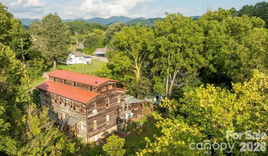 9 & 1 Old Mill Lane — Weaverville