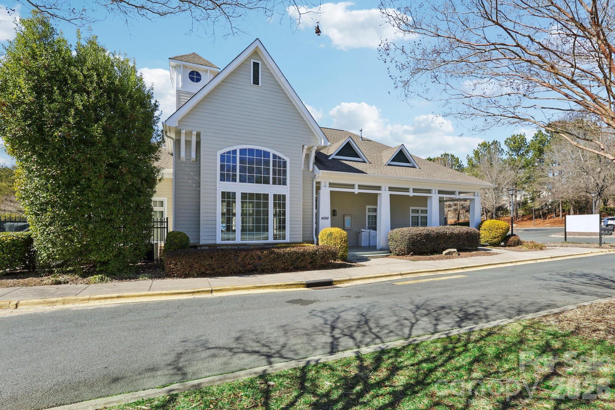 609 Sunfish Lane — Fort Mill