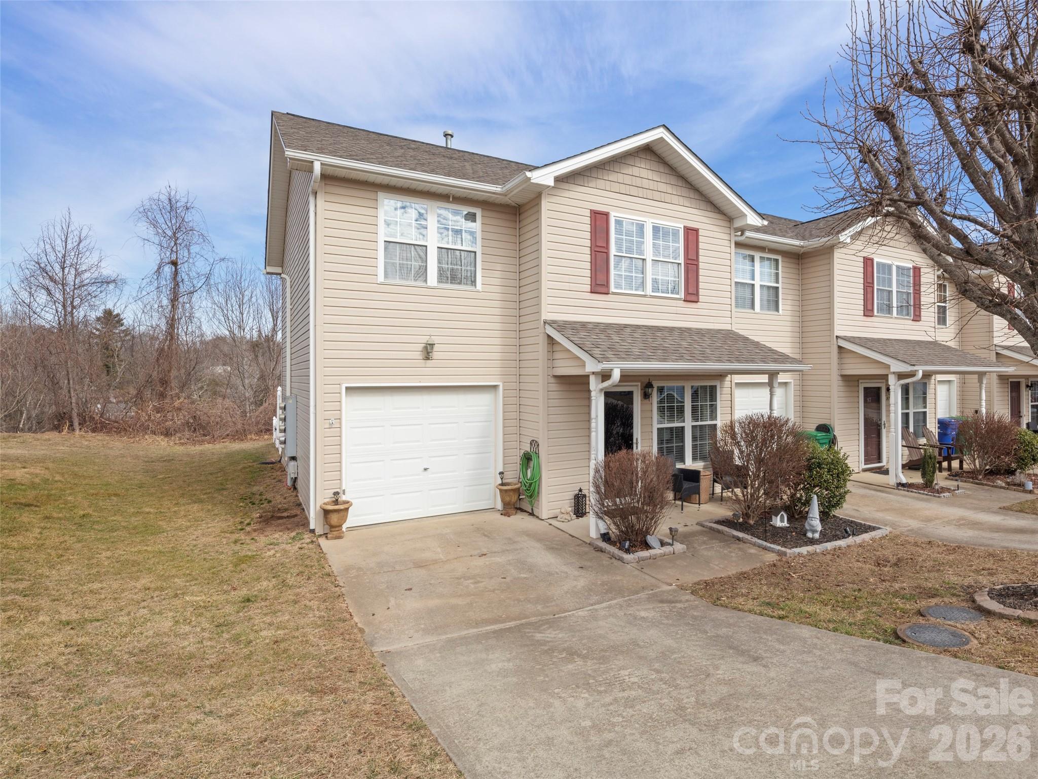 99 Sunny Meadows Boulevard — Arden