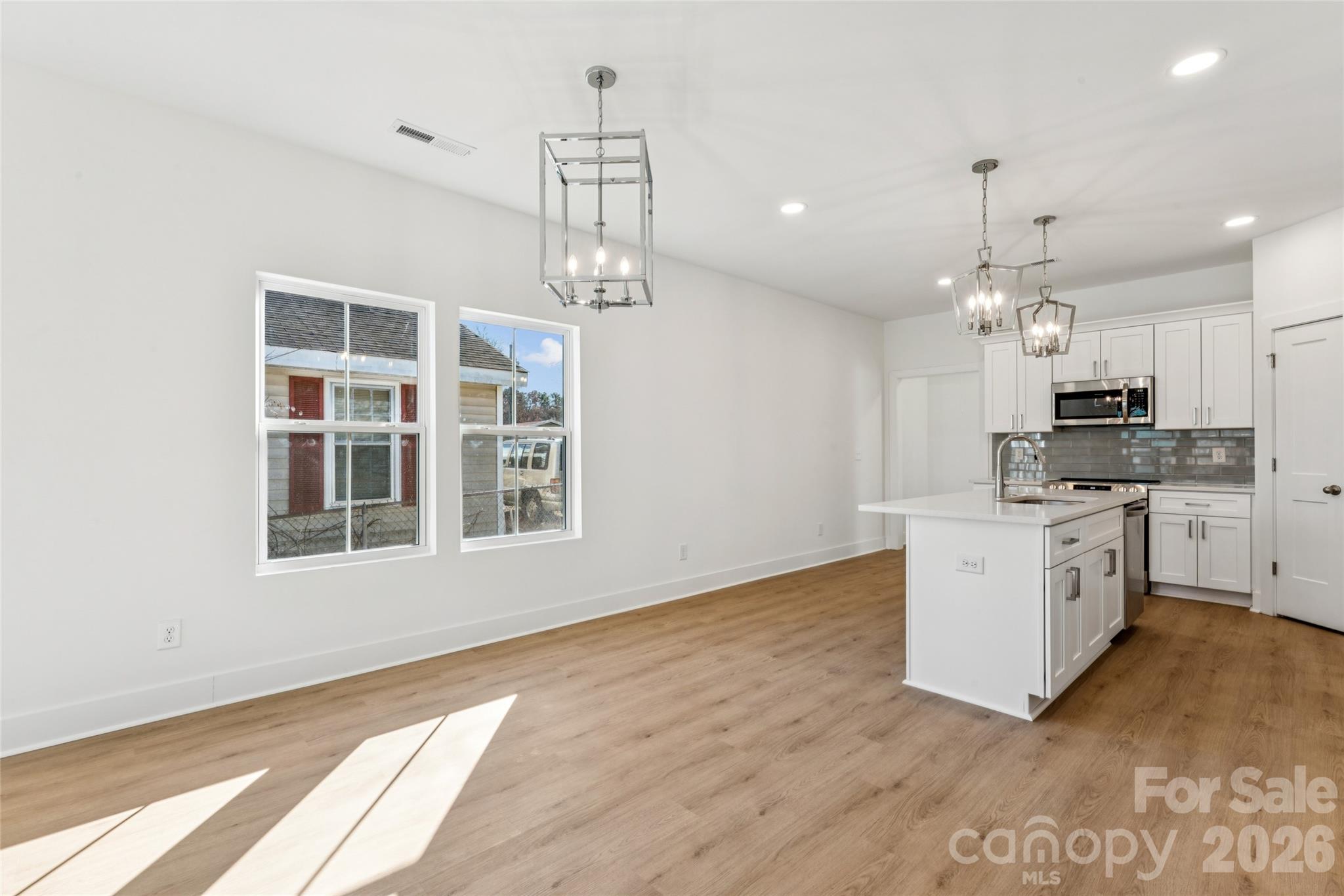 400 Lincoln Street SW — Concord