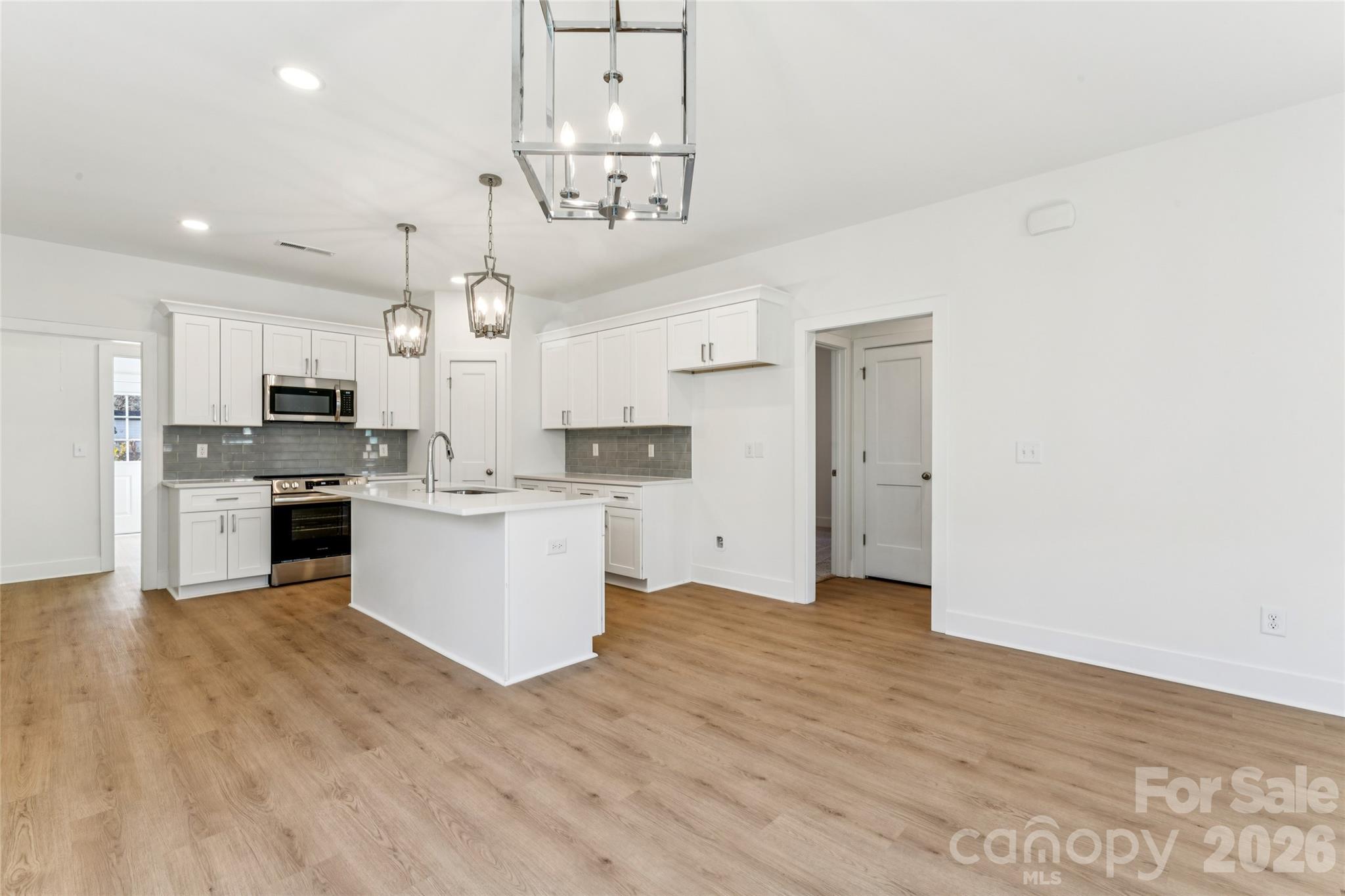 400 Lincoln Street SW — Concord