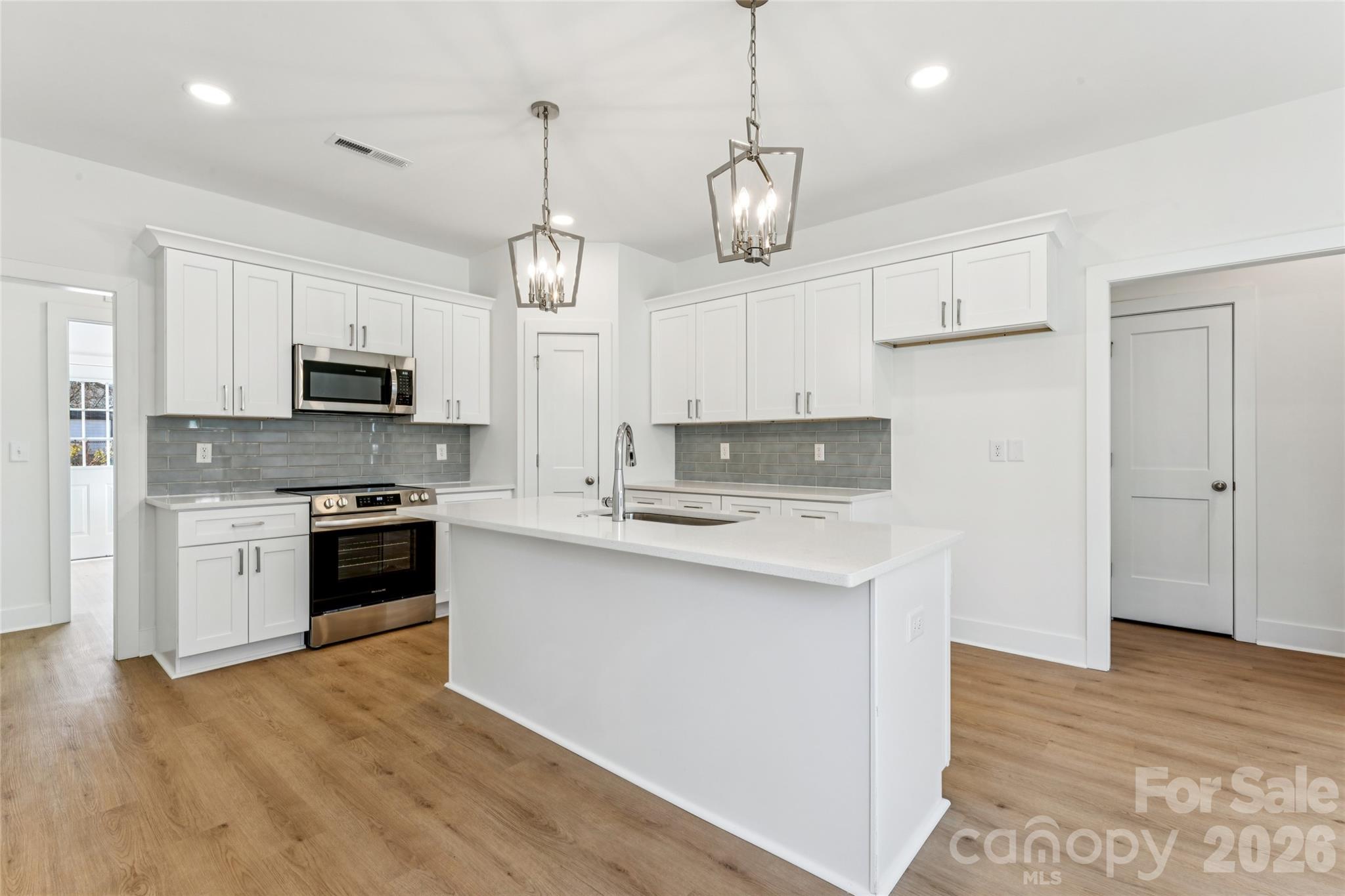 400 Lincoln Street SW — Concord