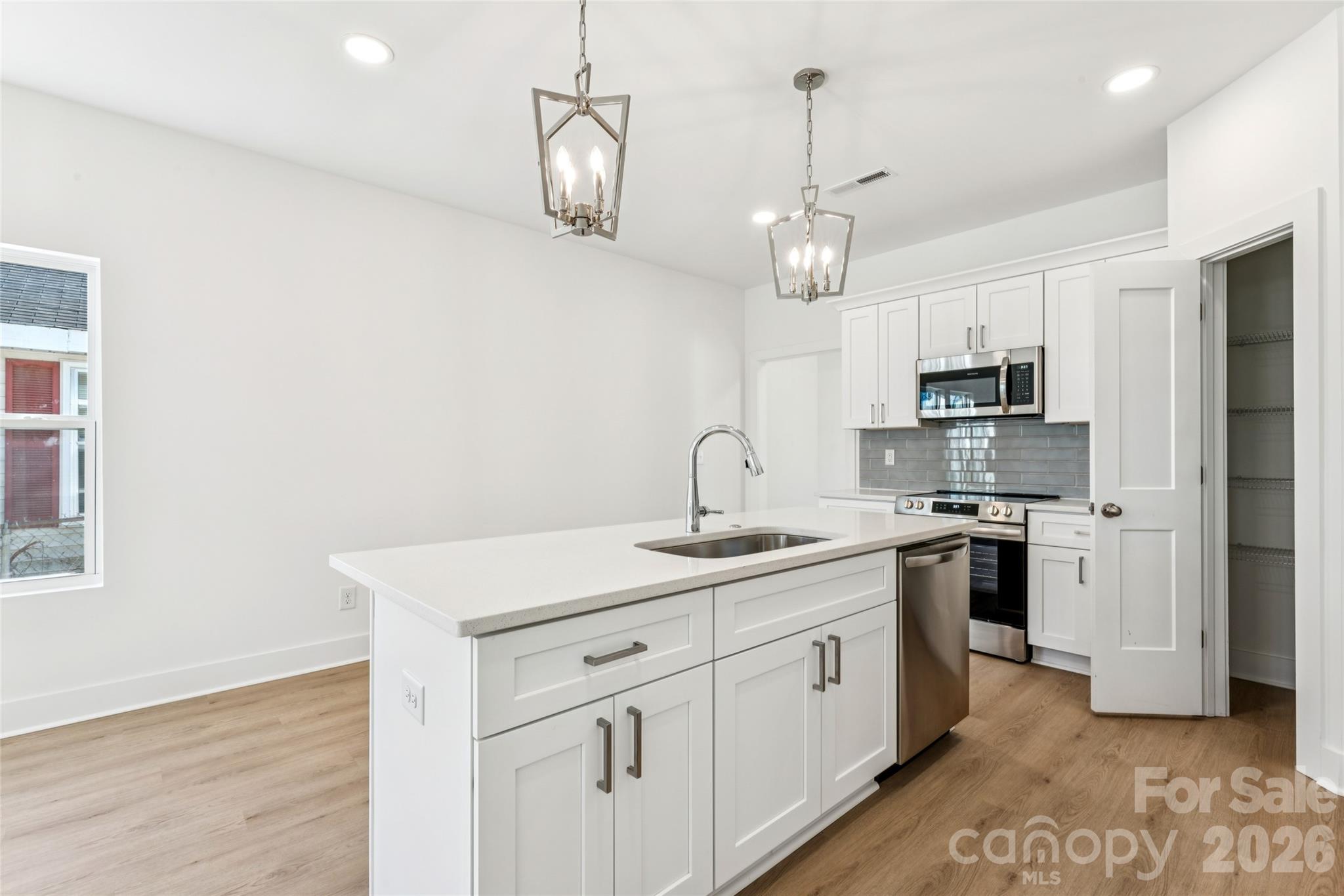 400 Lincoln Street SW — Concord