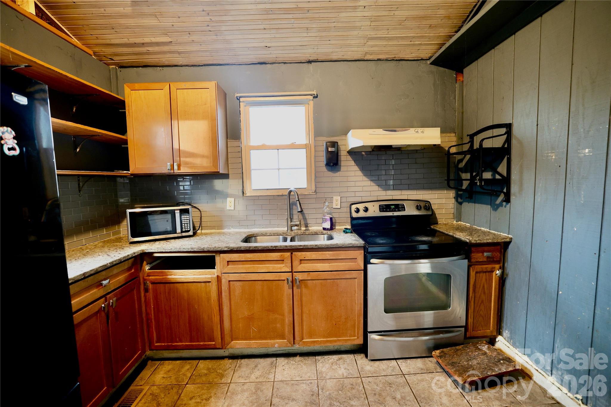 7633 Gwynne Hill Road — Charlotte