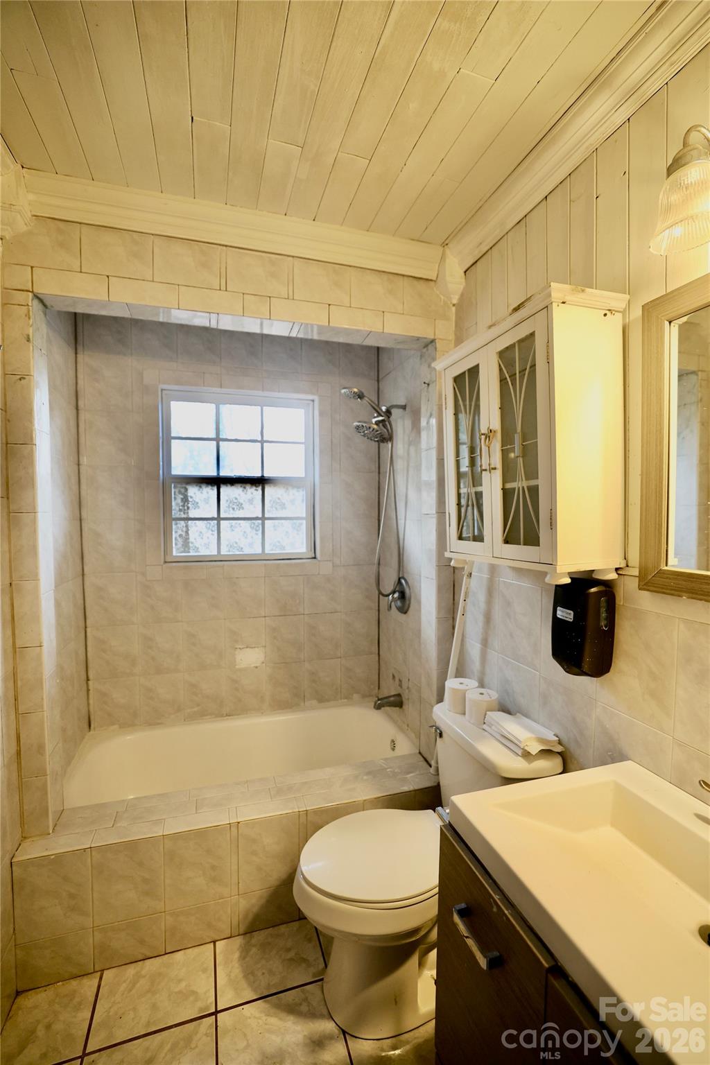7633 Gwynne Hill Road — Charlotte