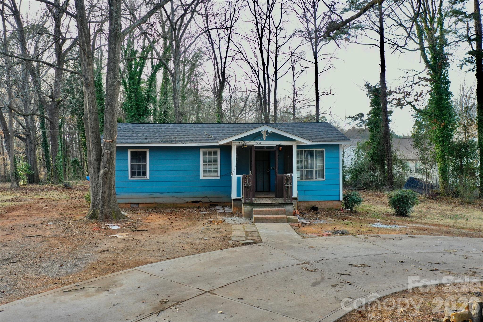 7633 Gwynne Hill Road — Charlotte