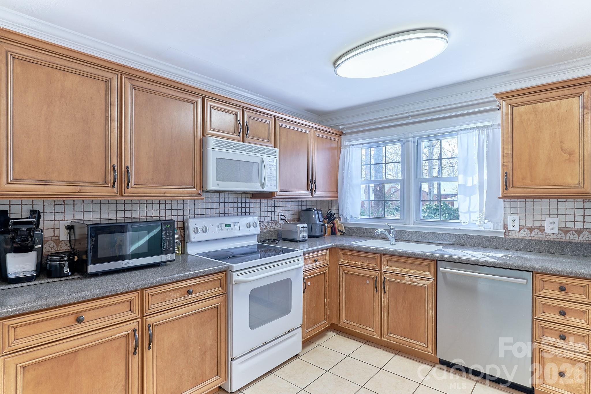 915 Onslow Drive — Greensboro