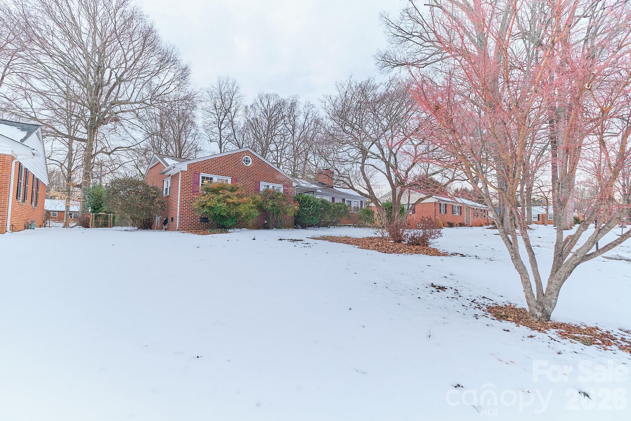 915 Onslow Drive — Greensboro