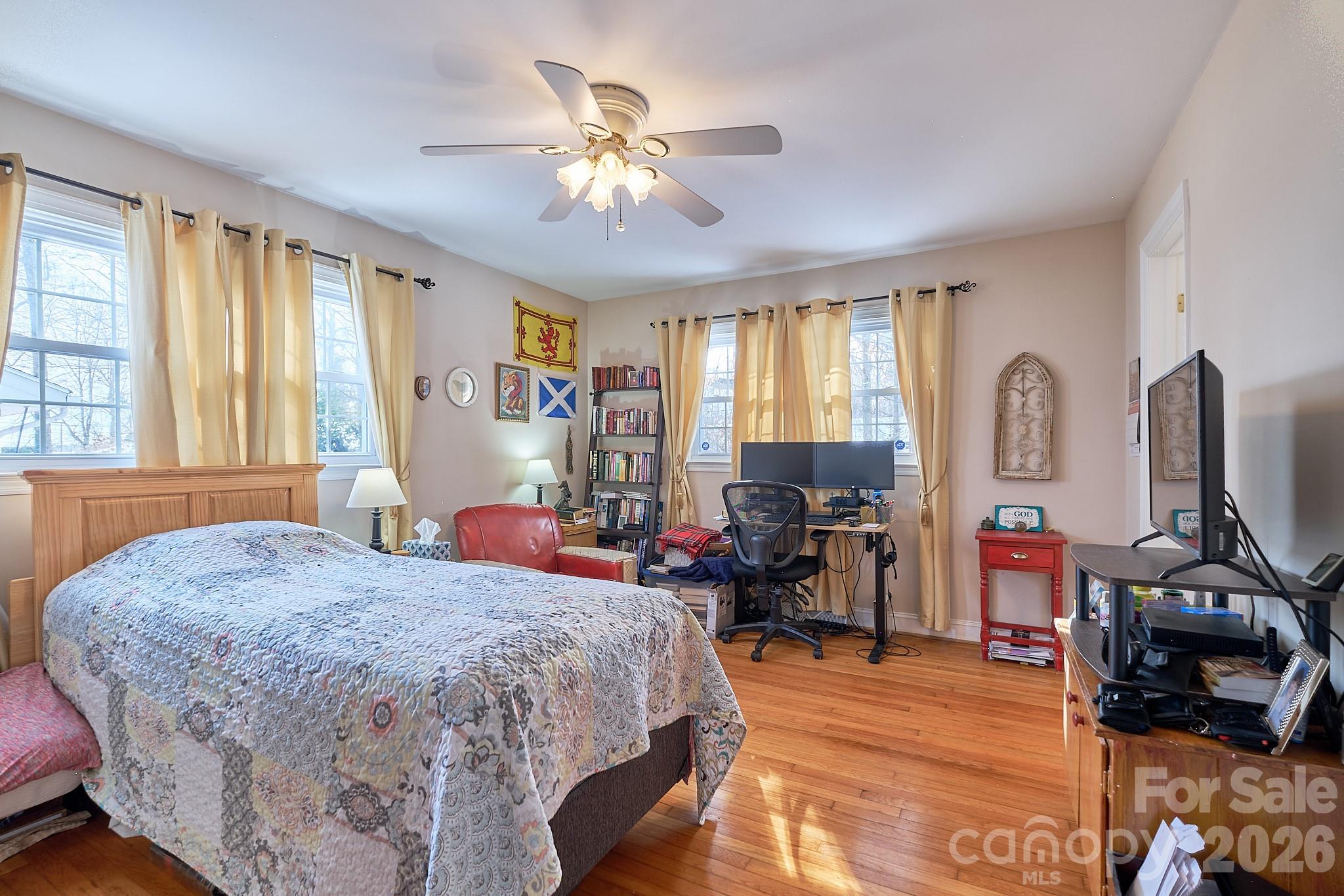 915 Onslow Drive — Greensboro