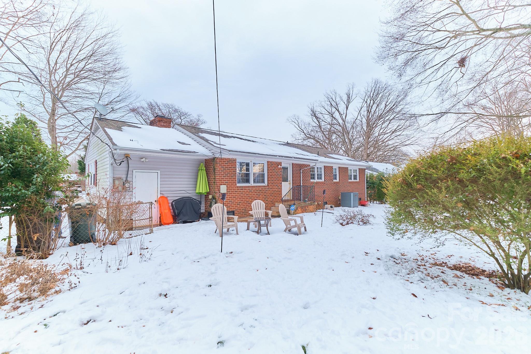 915 Onslow Drive — Greensboro