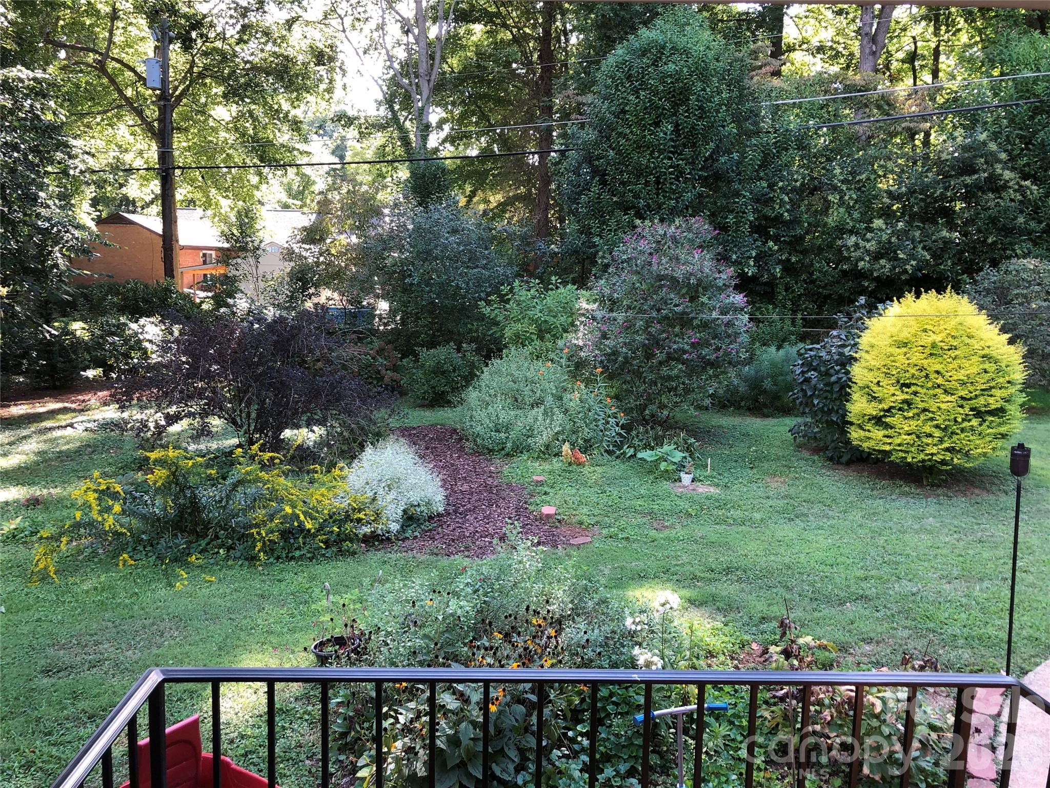 915 Onslow Drive — Greensboro