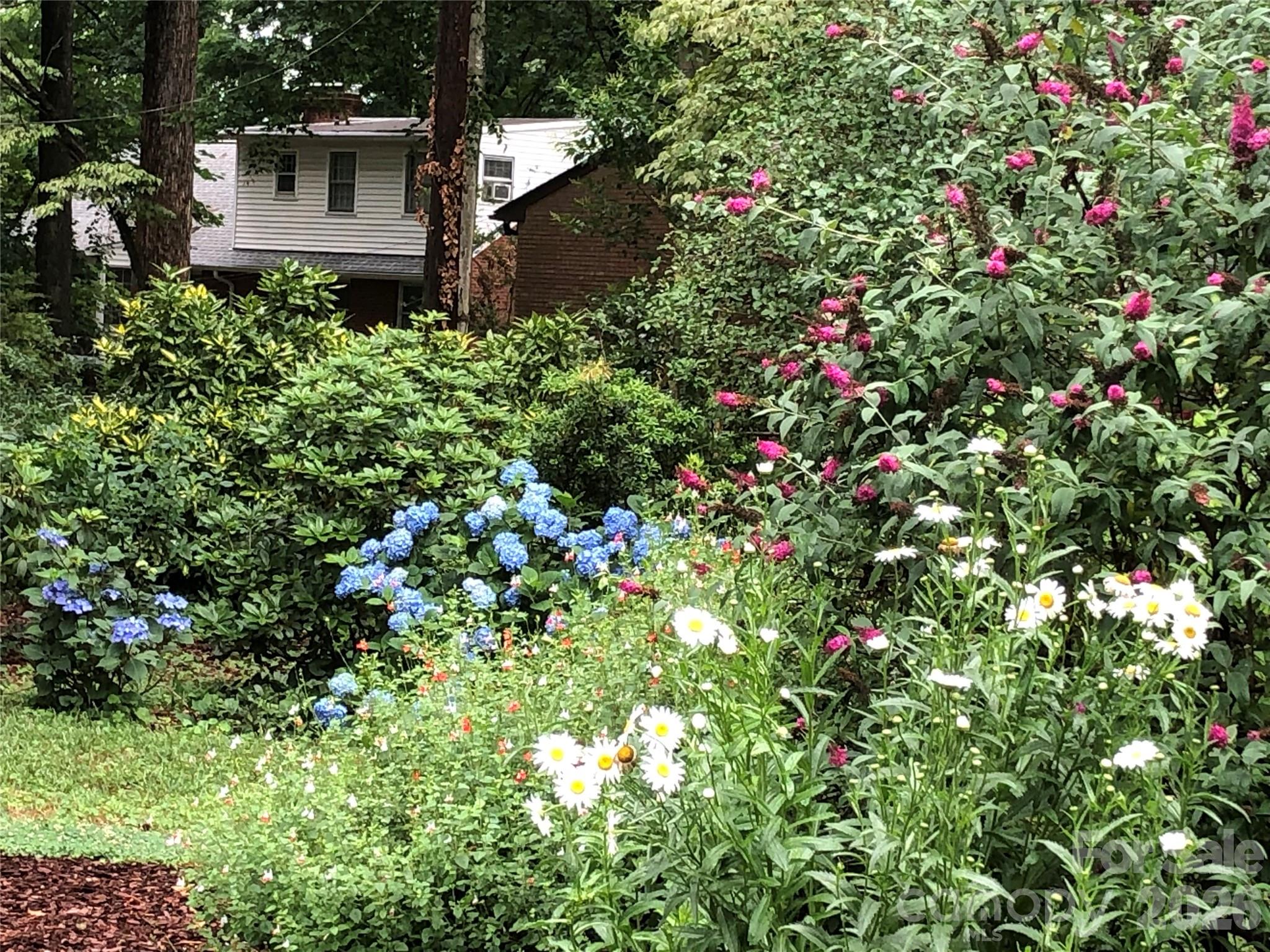 915 Onslow Drive — Greensboro