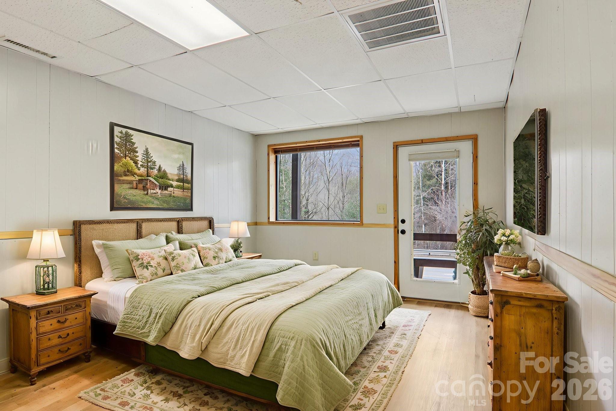 955 Soco Road — Maggie Valley