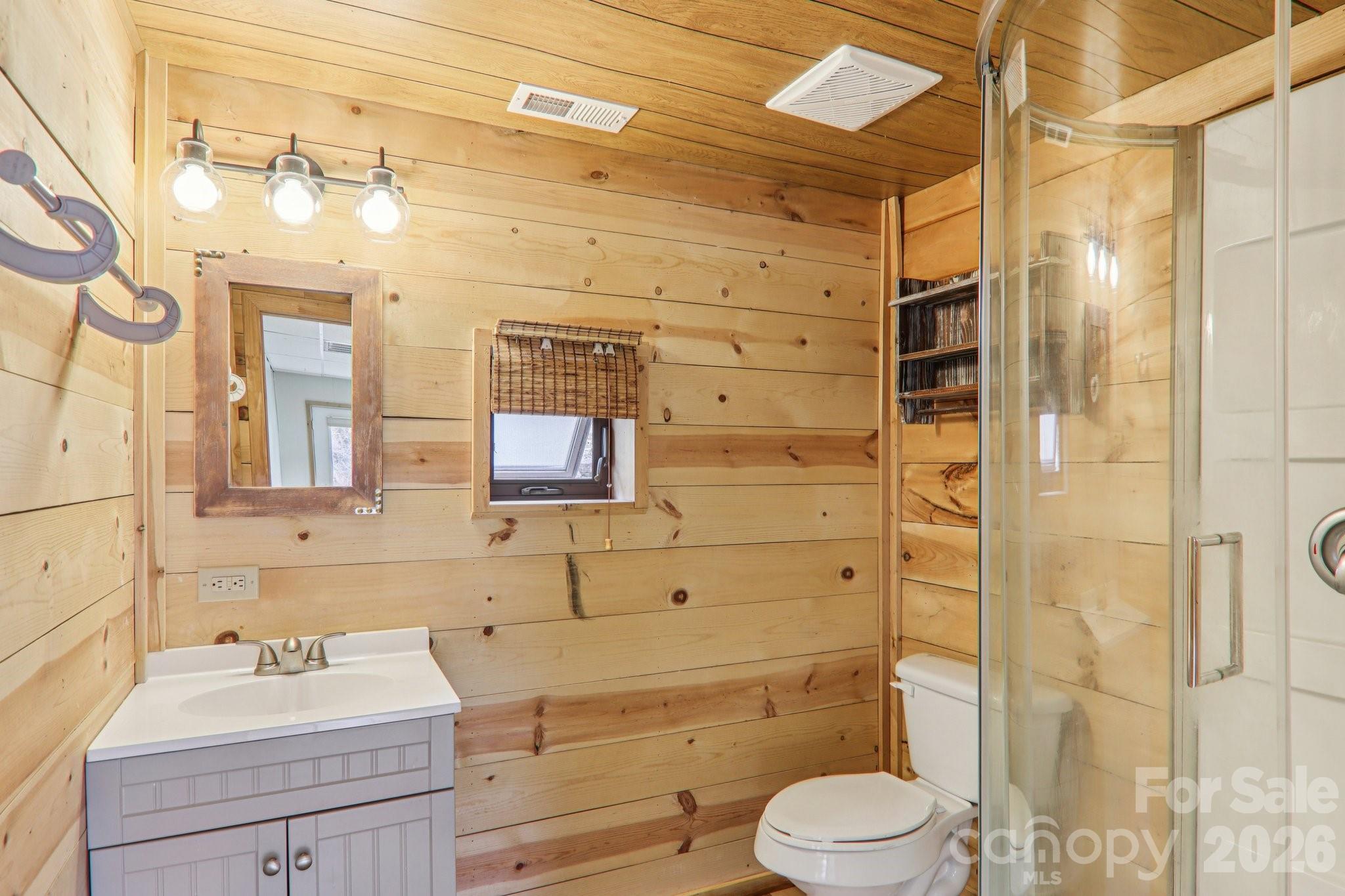 955 Soco Road — Maggie Valley