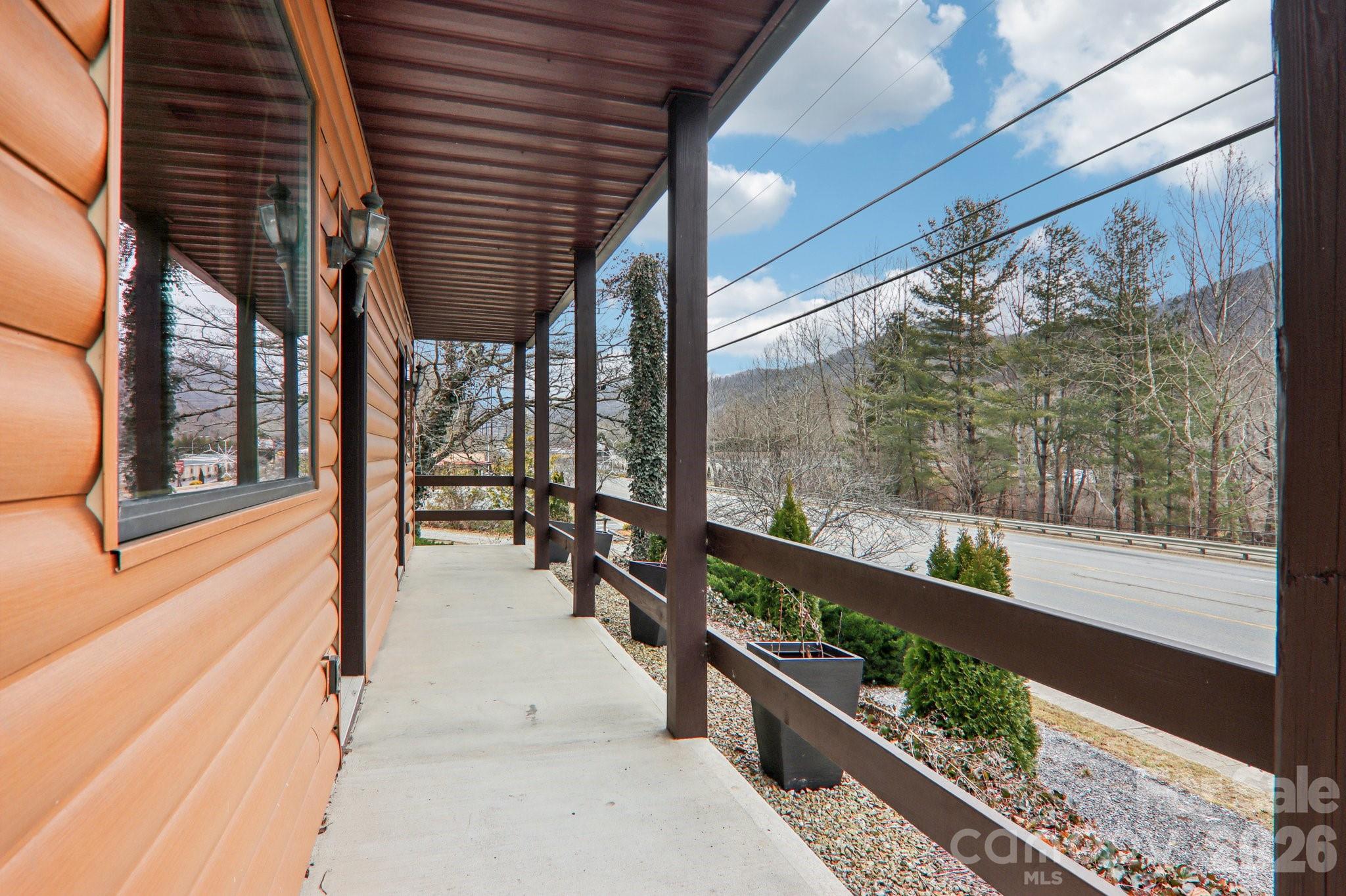 955 Soco Road — Maggie Valley