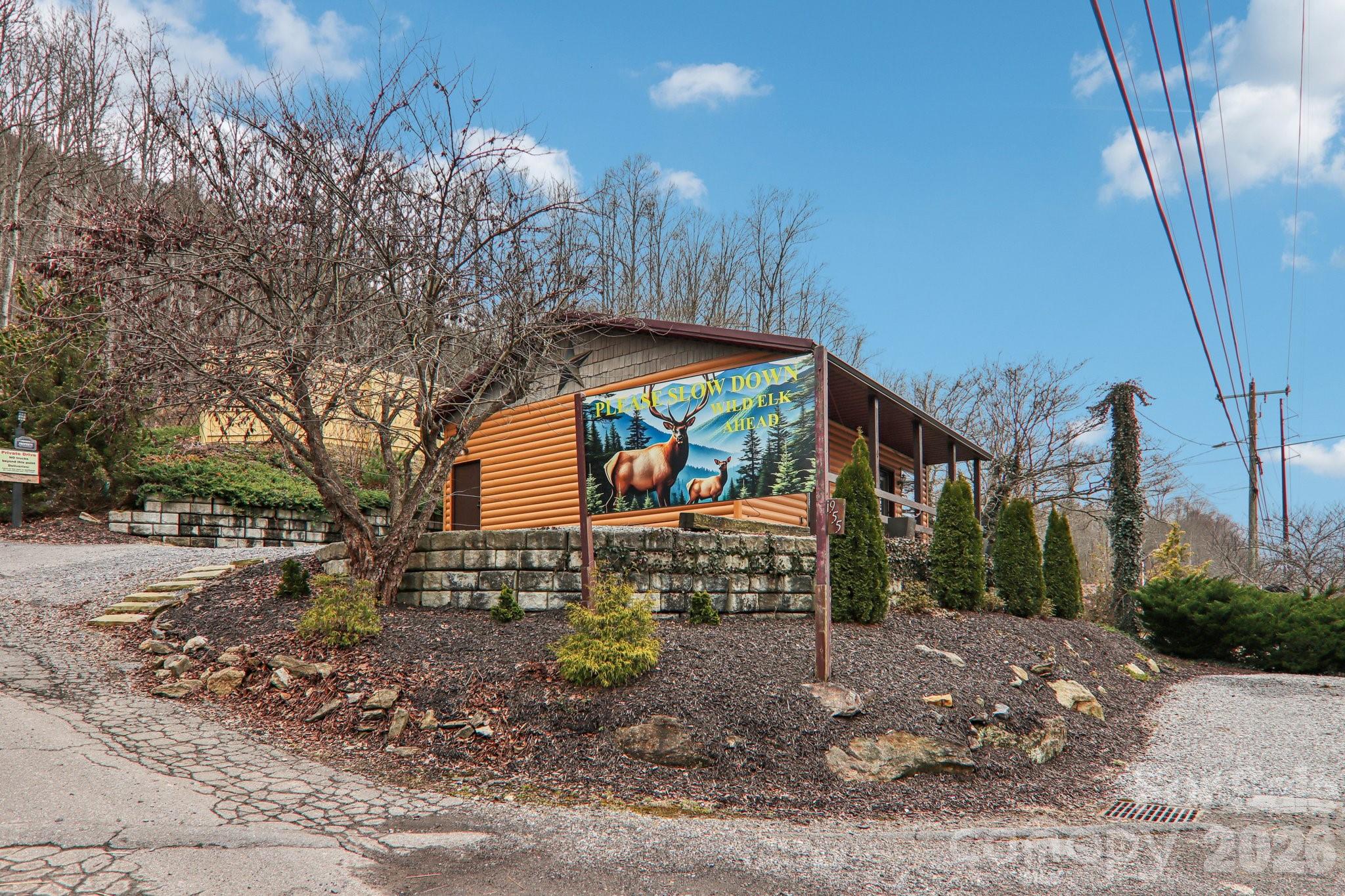 955 Soco Road — Maggie Valley